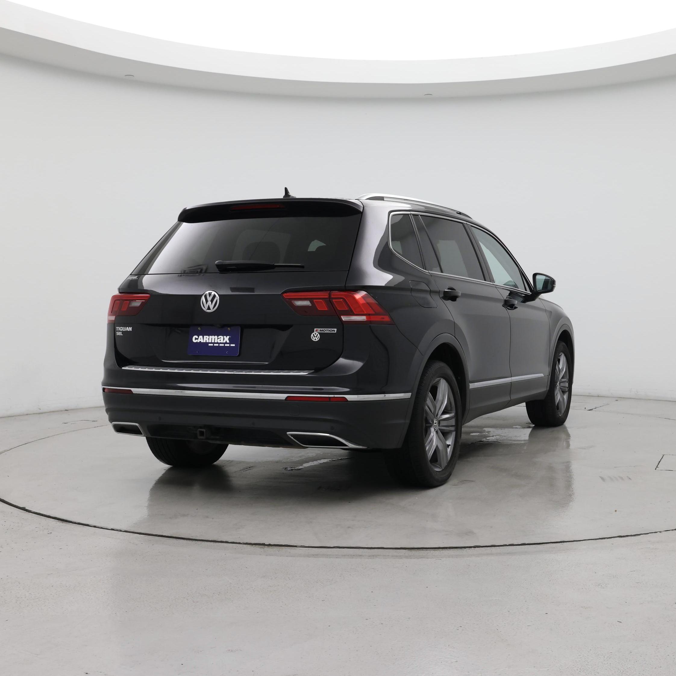 Thumbnail: 2021 Volkswagen Tiguan - 8