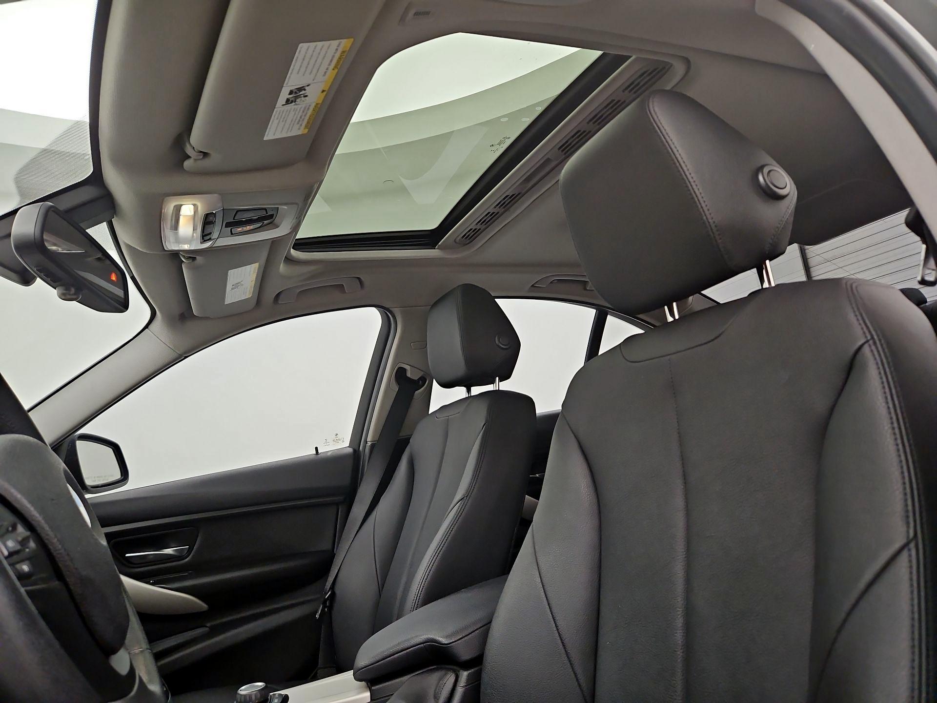 Thumbnail: 2014 BMW 3 Series - 18