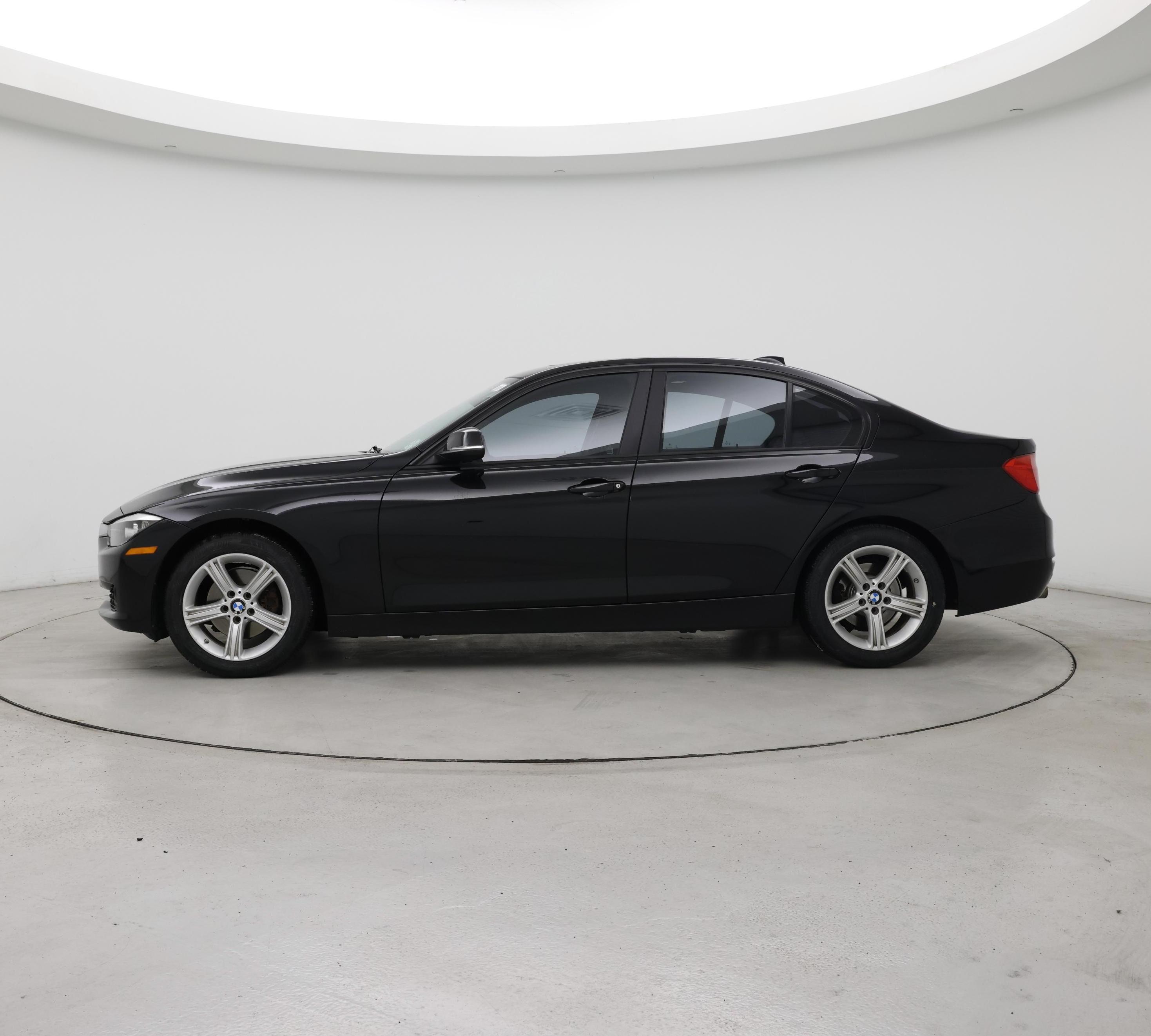 Thumbnail: 2014 BMW 3 Series - 3