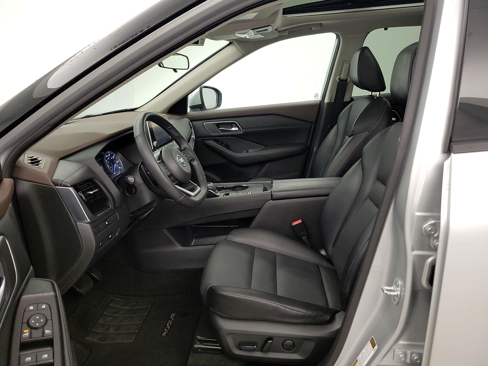 Thumbnail: 2021 Nissan Rogue - 11