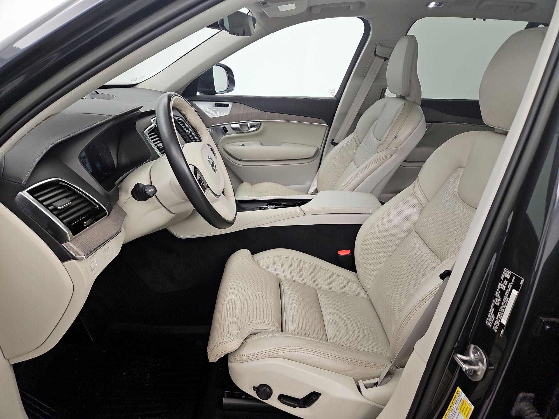 Thumbnail: 2022 Volvo XC90 - 11