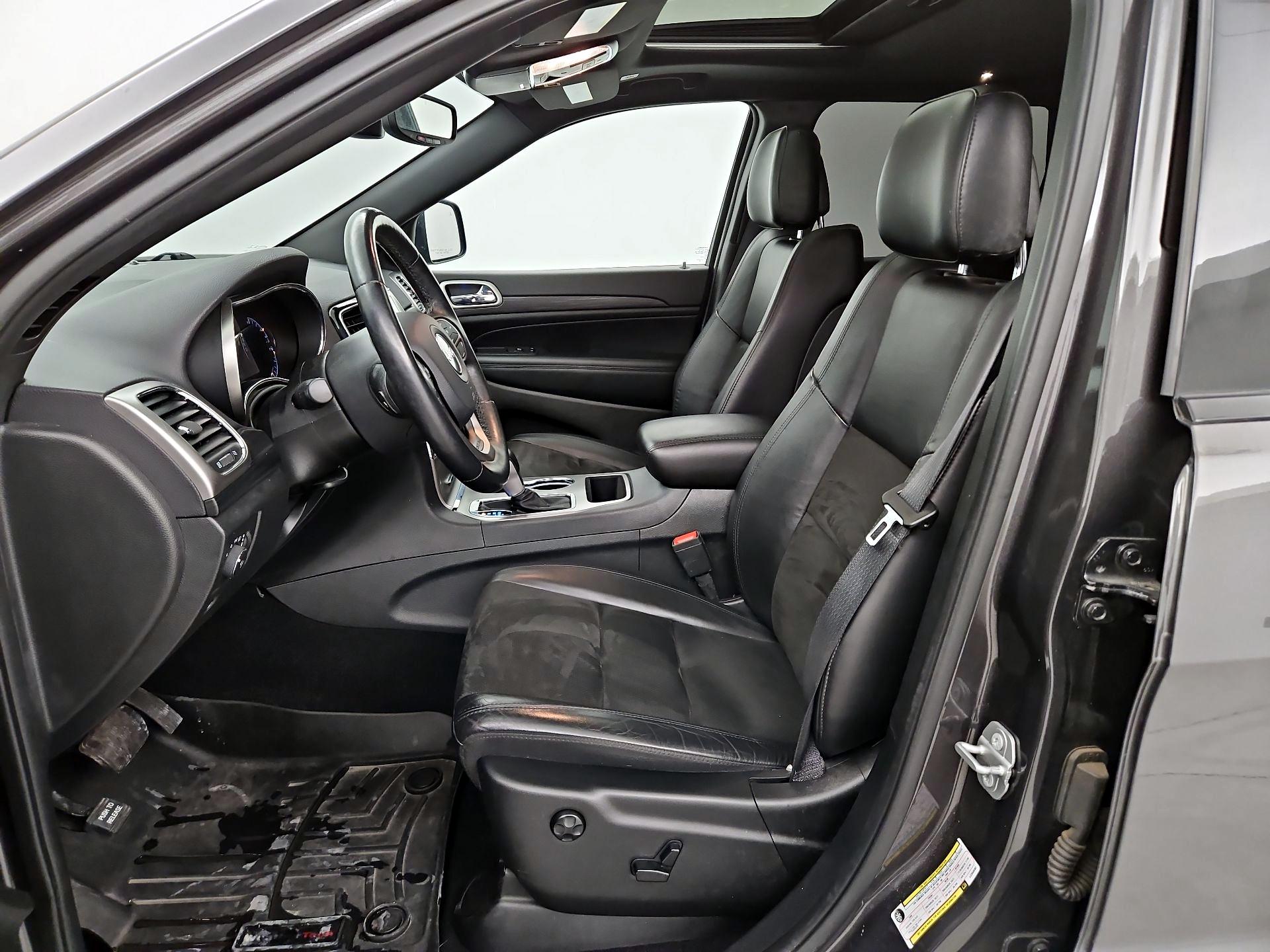 Thumbnail: 2020 Jeep Grand Cherokee - 11