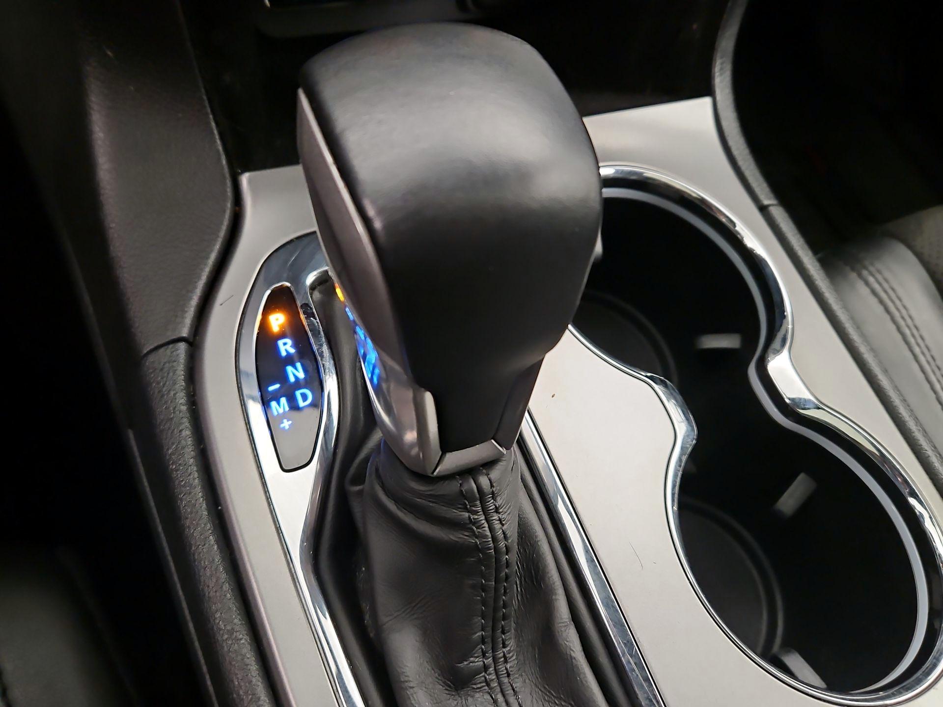 Thumbnail: 2020 Jeep Grand Cherokee - 18