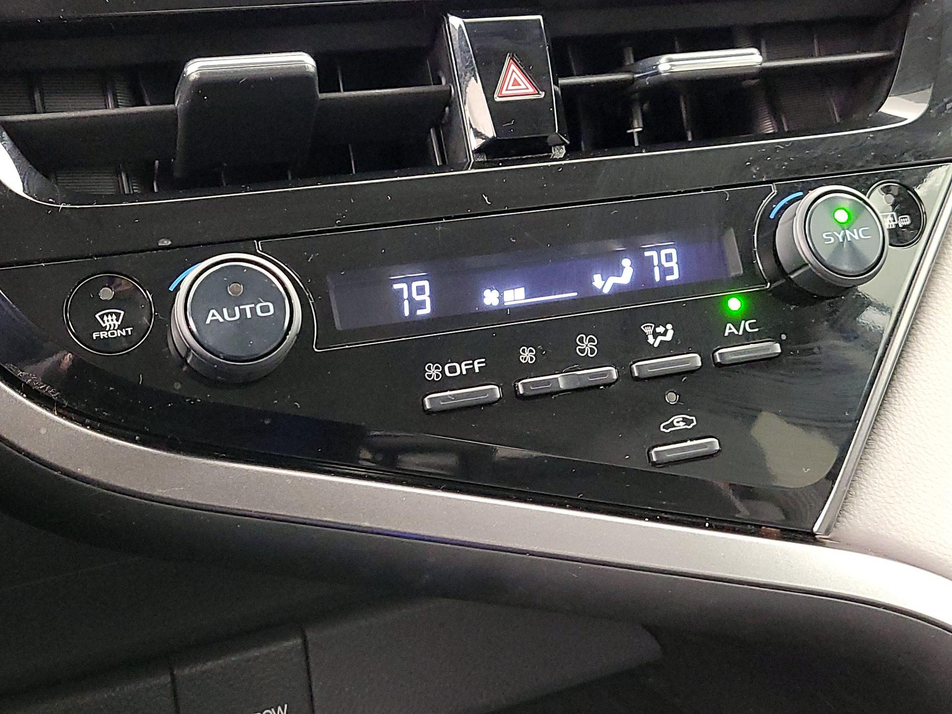 Thumbnail: 2023 Toyota Camry - 16