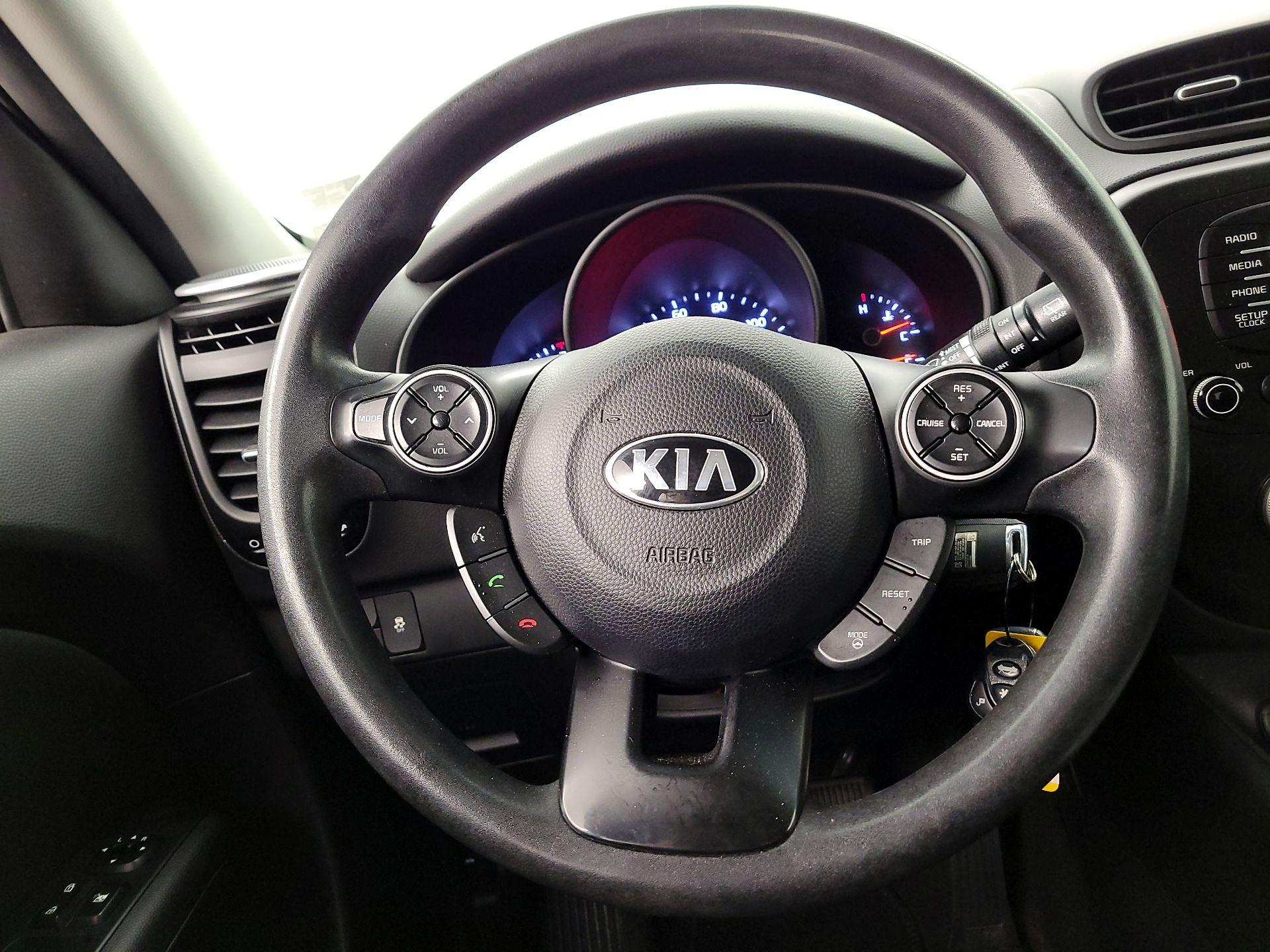 Thumbnail: 2015 Kia Soul - 10