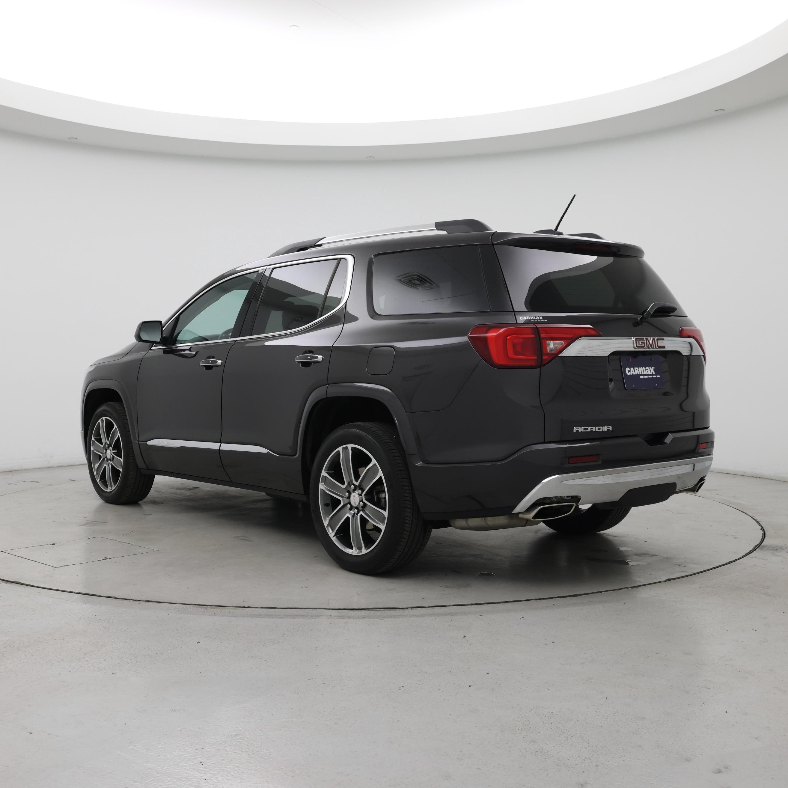 Thumbnail: 2018 GMC Acadia - 2