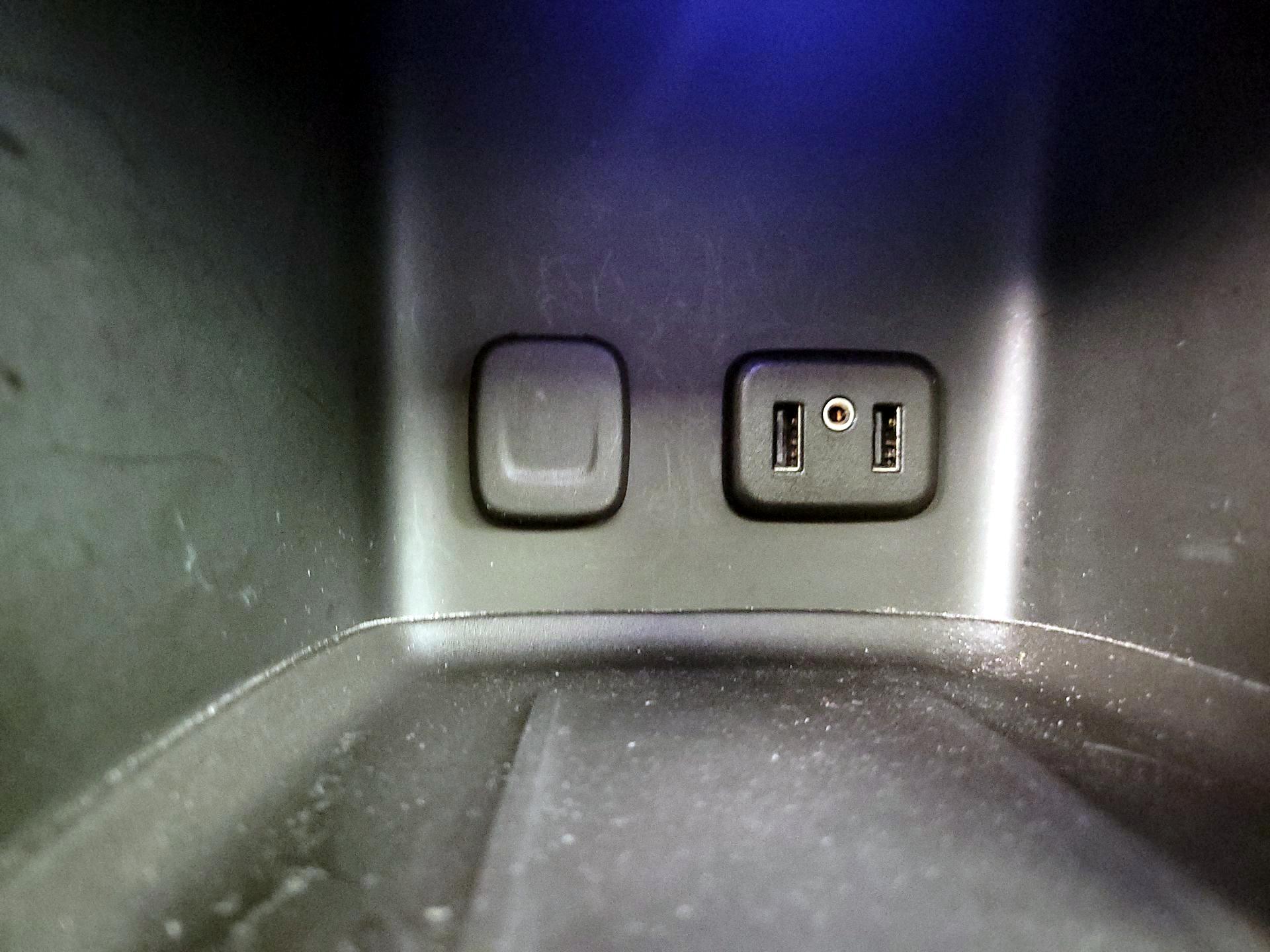 Thumbnail: 2018 GMC Acadia - 19