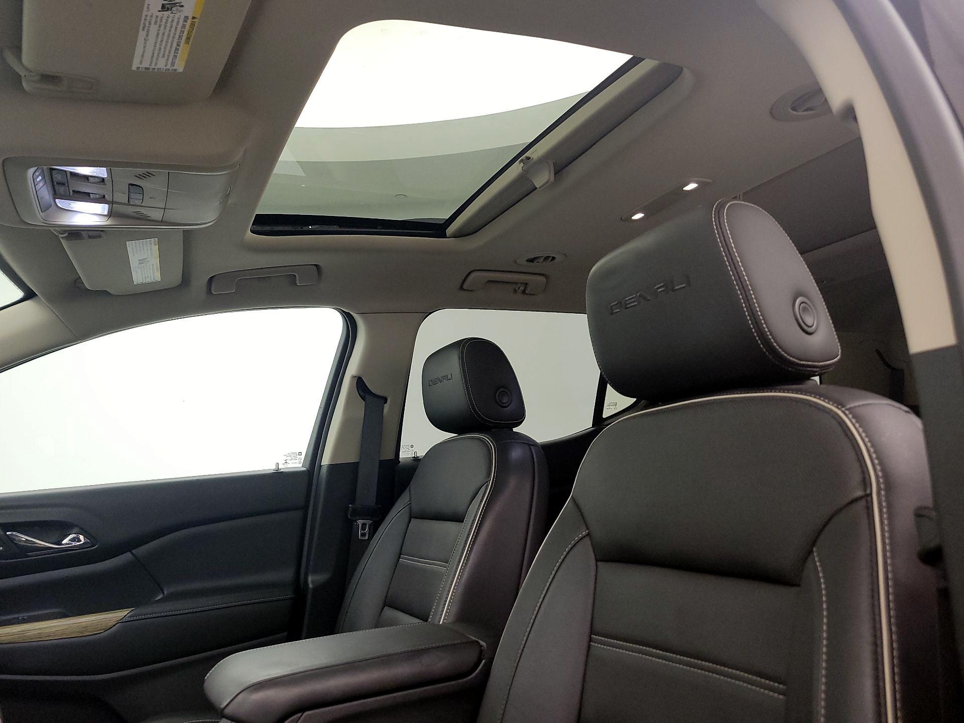 Thumbnail: 2018 GMC Acadia - 20