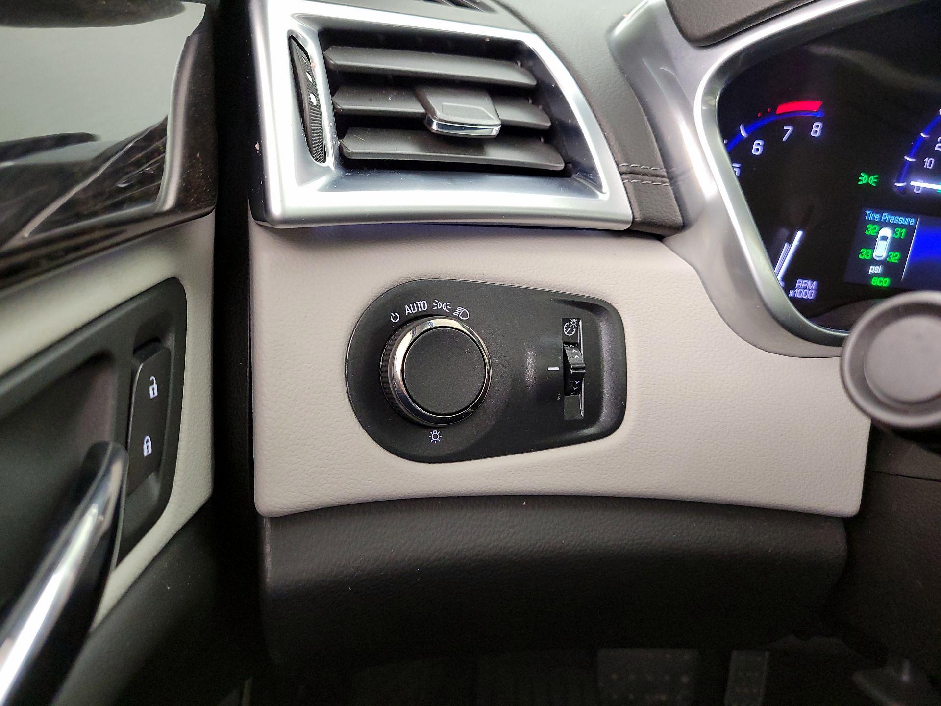 Thumbnail: 2015 Cadillac SRX - 13