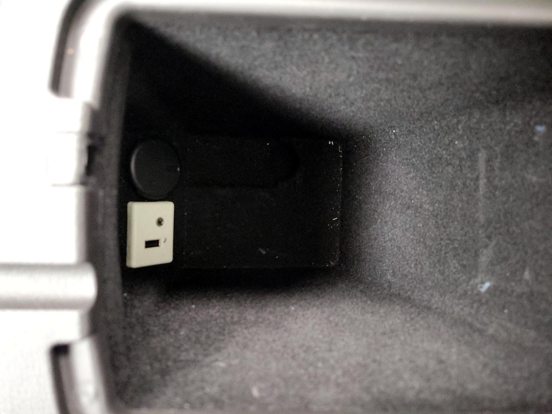 Thumbnail: 2015 Cadillac SRX - 18