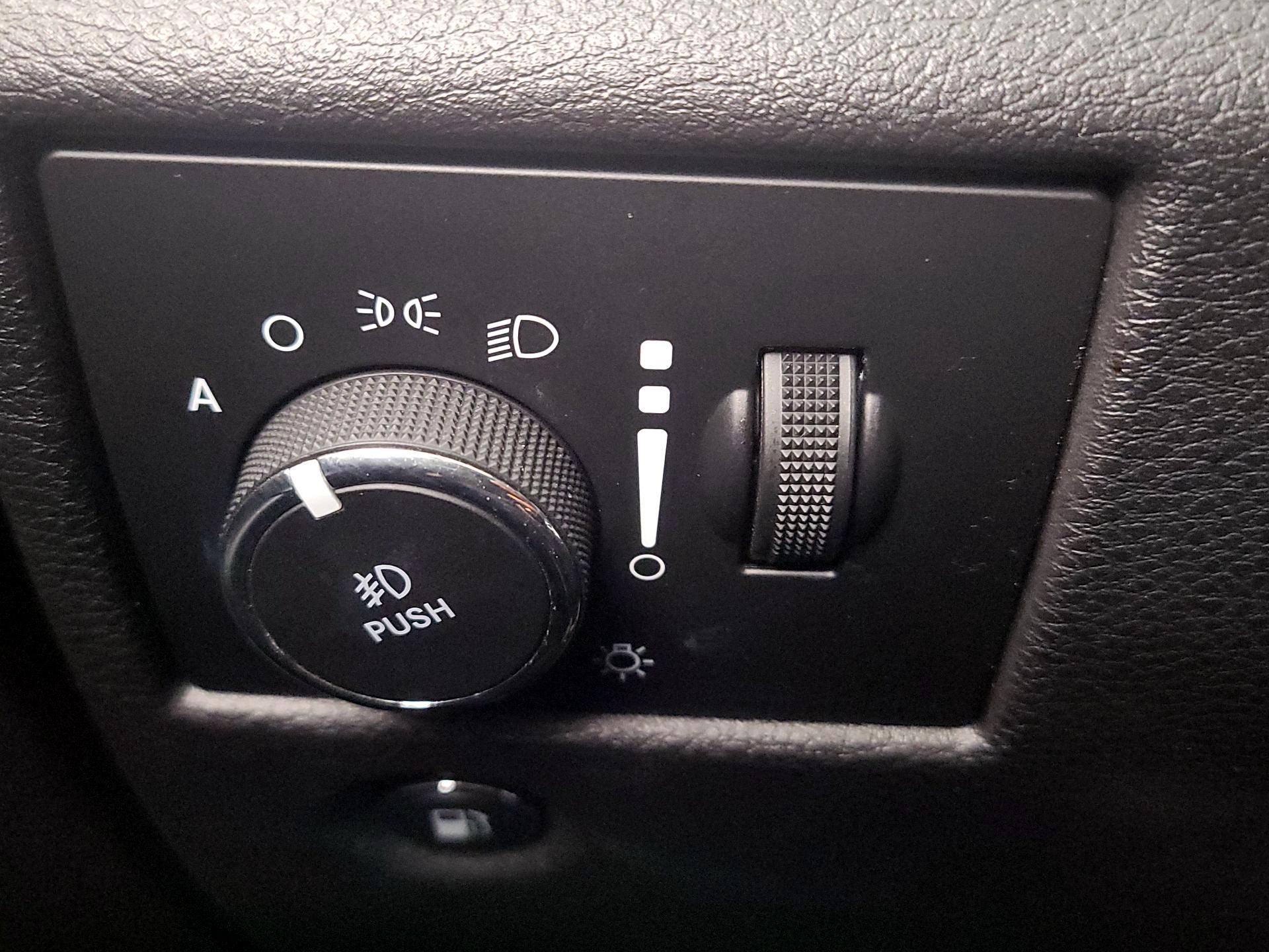 Thumbnail: 2019 Jeep Grand Cherokee - 13