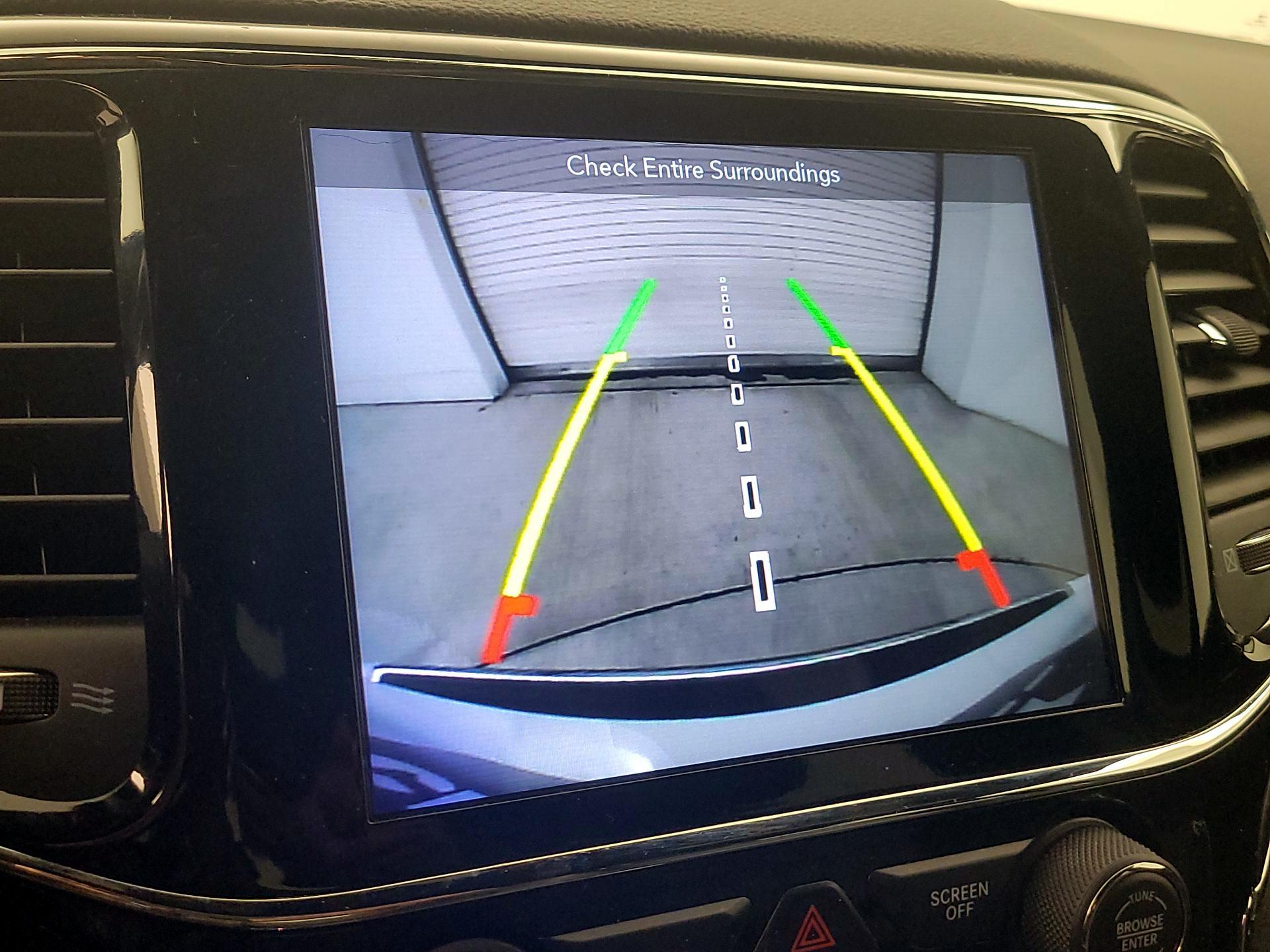 Thumbnail: 2019 Jeep Grand Cherokee - 15