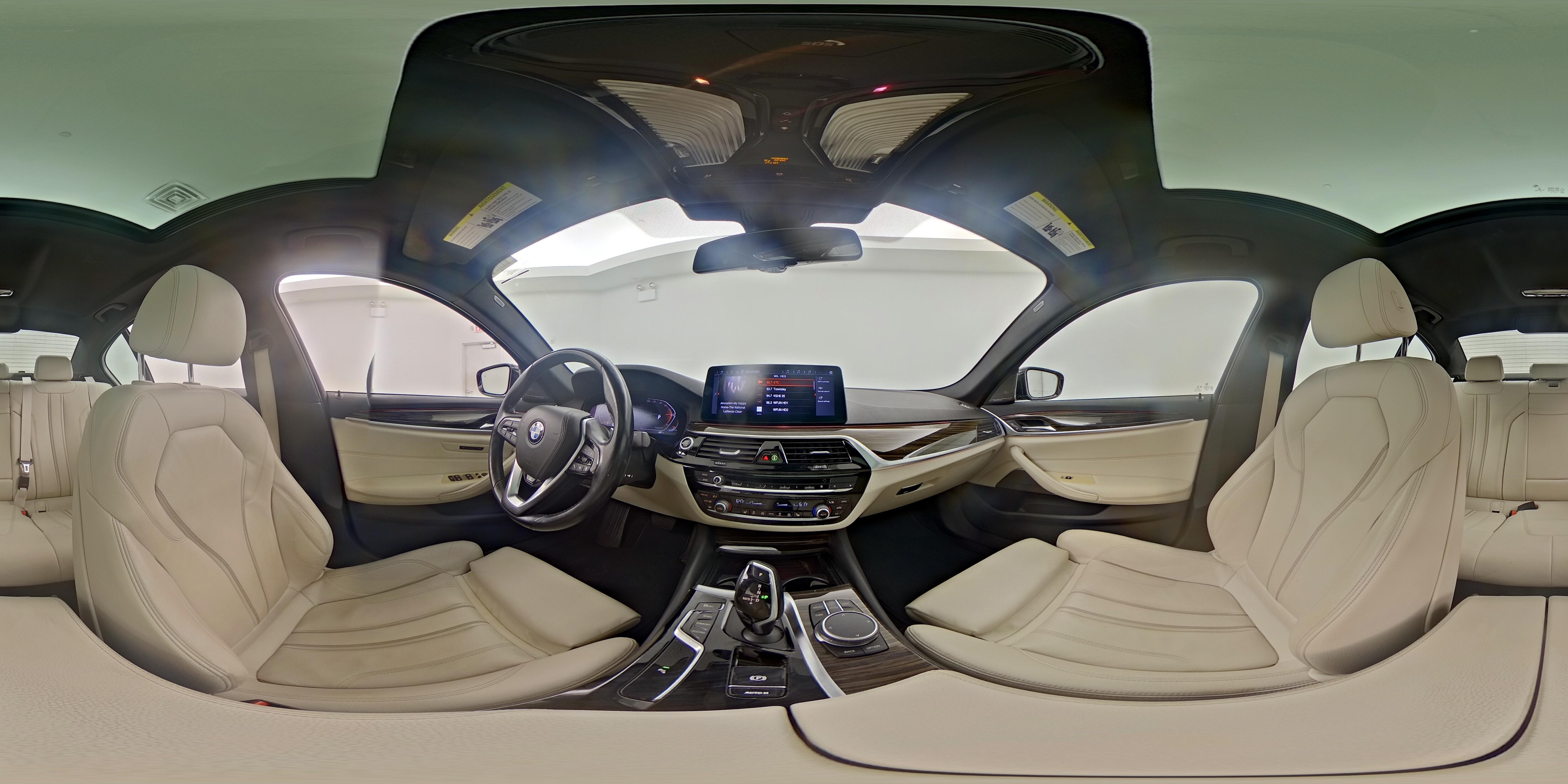 2022 BMW 5 Series 540i - Photo 26