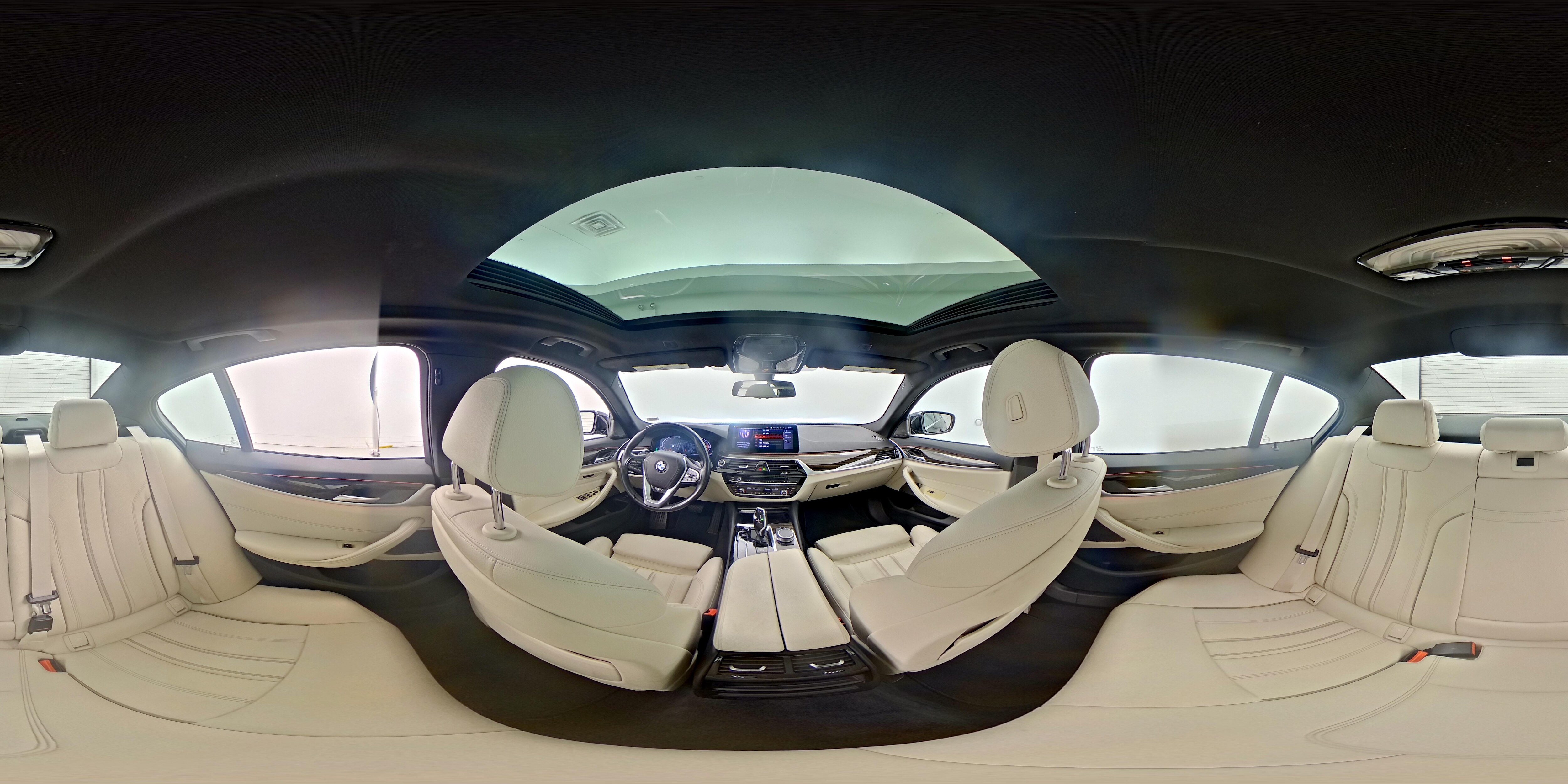 2022 BMW 5 Series 540i - Photo 27