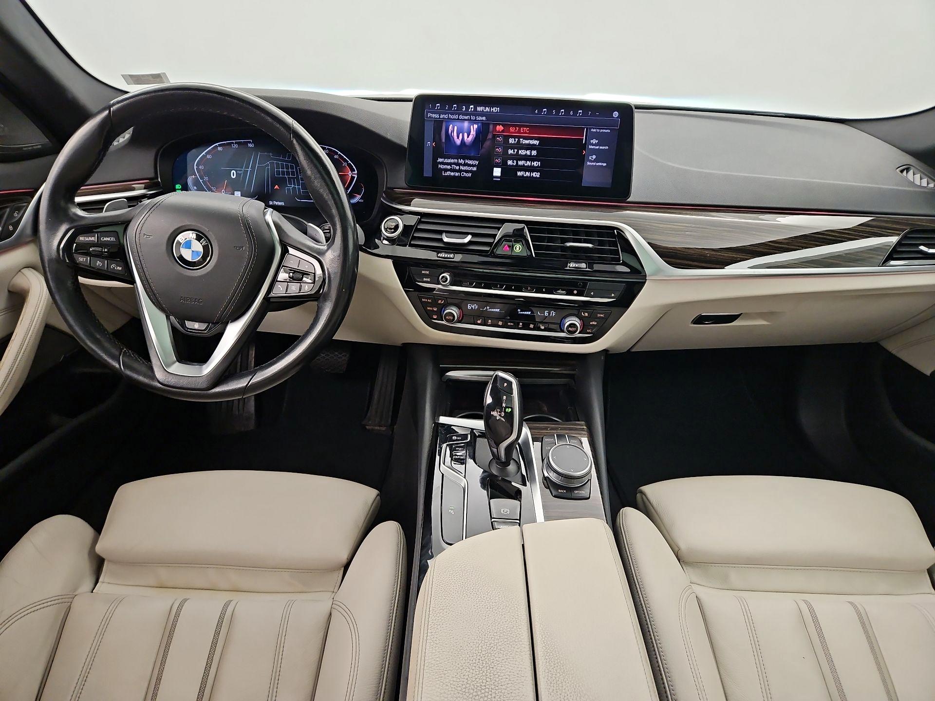 Thumbnail: 2022 BMW 5 Series - 9