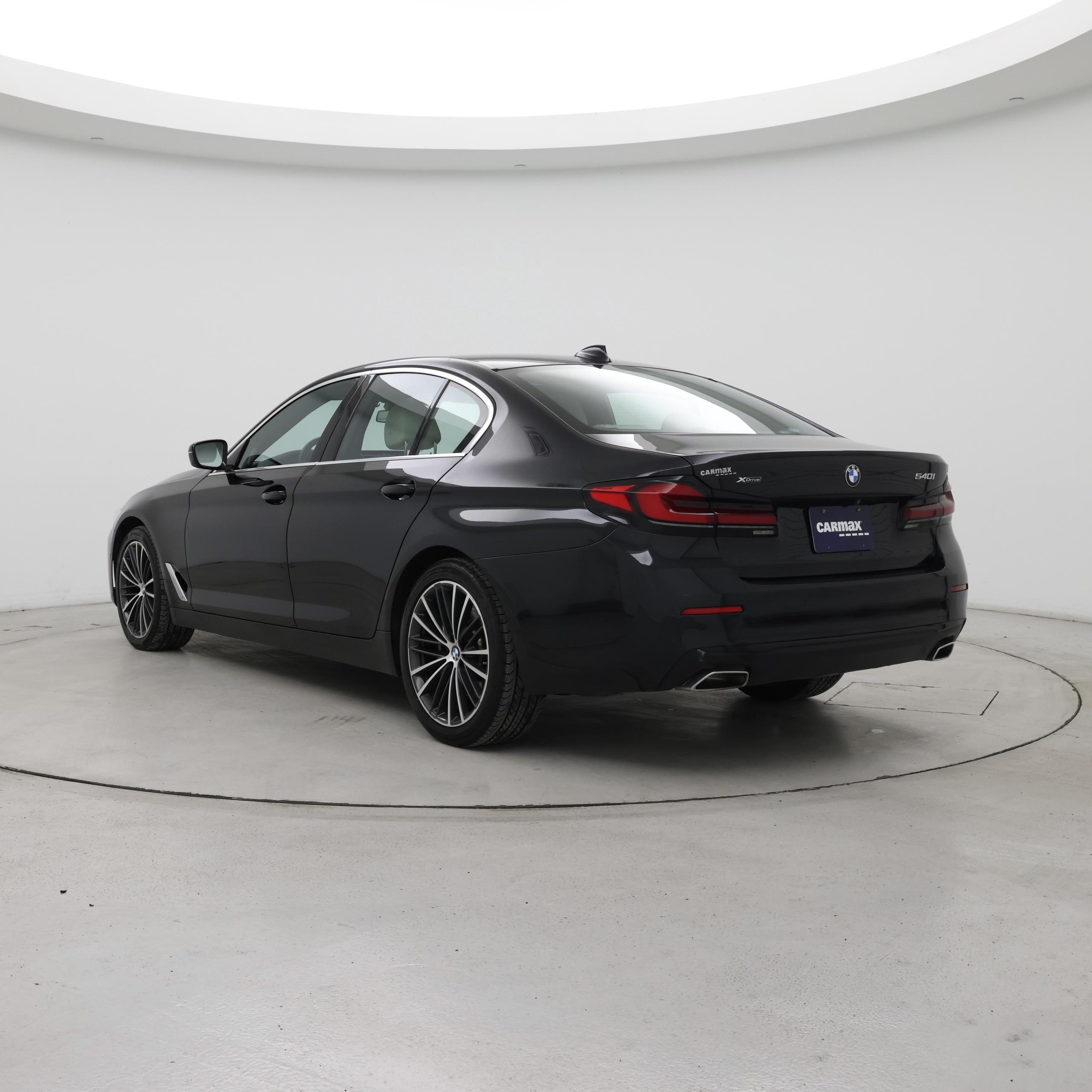 Thumbnail: 2022 BMW 5 Series - 2