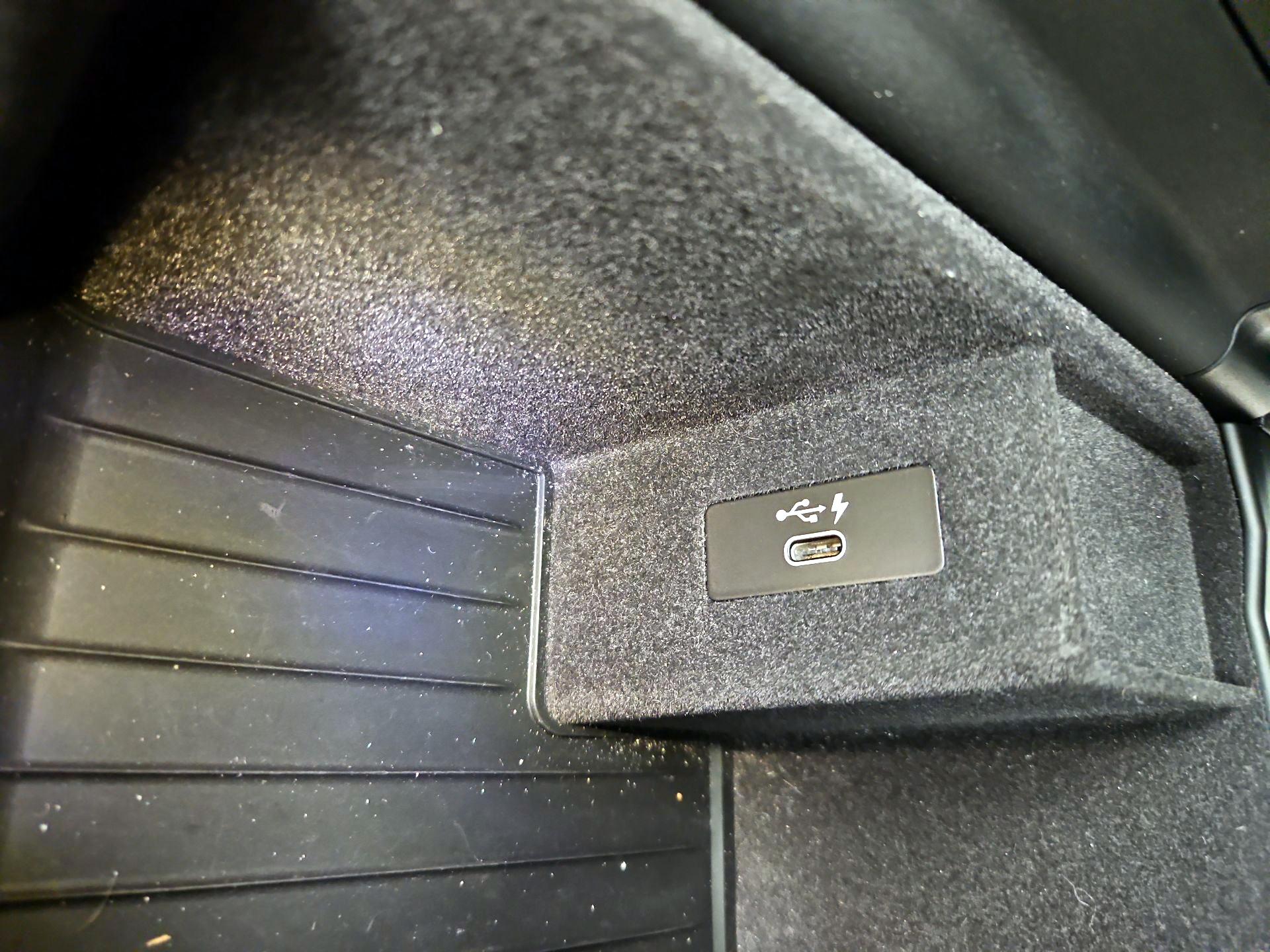 Thumbnail: 2022 BMW 5 Series - 19