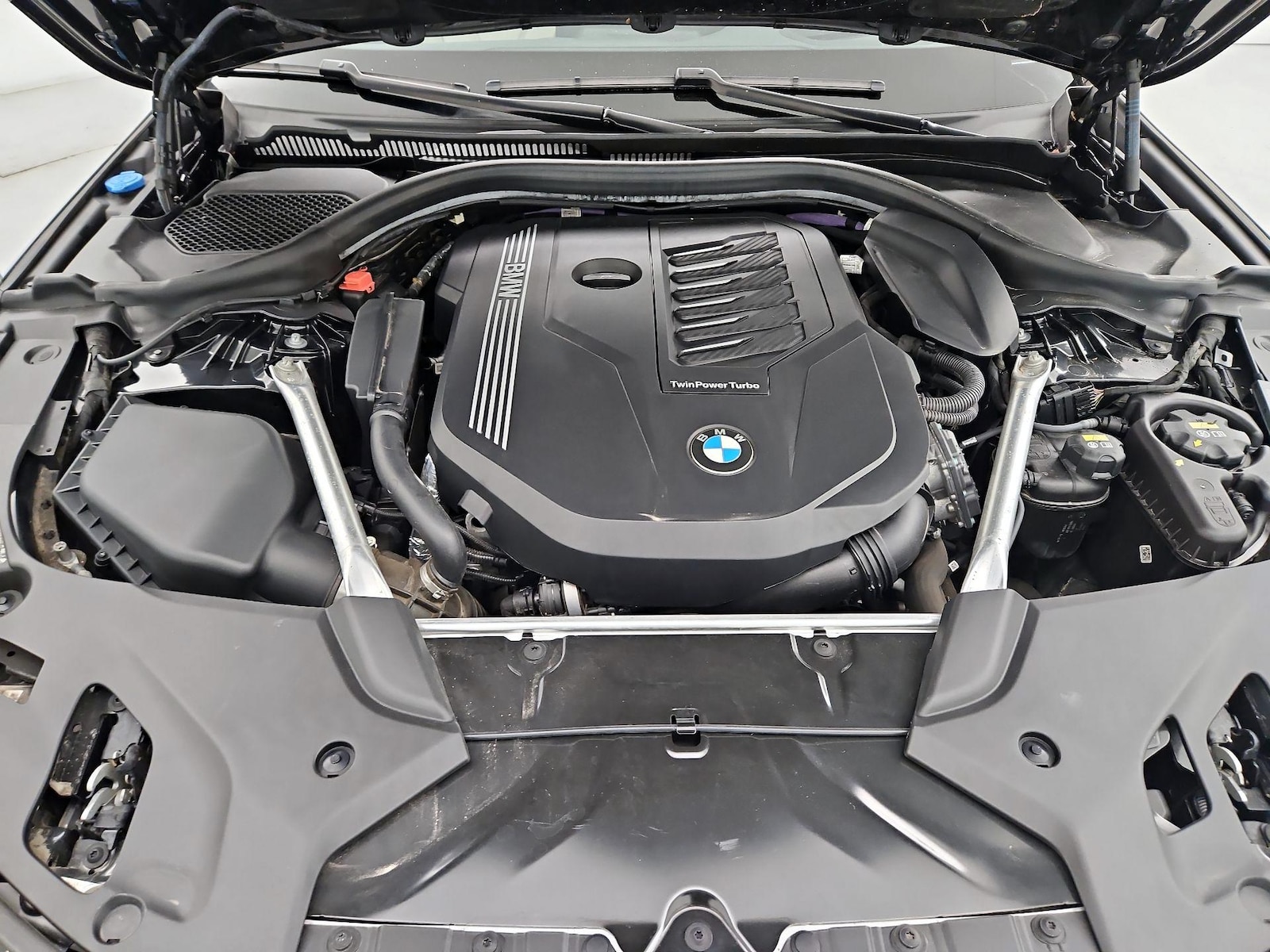 2022 BMW 5 Series 540i - Photo 24