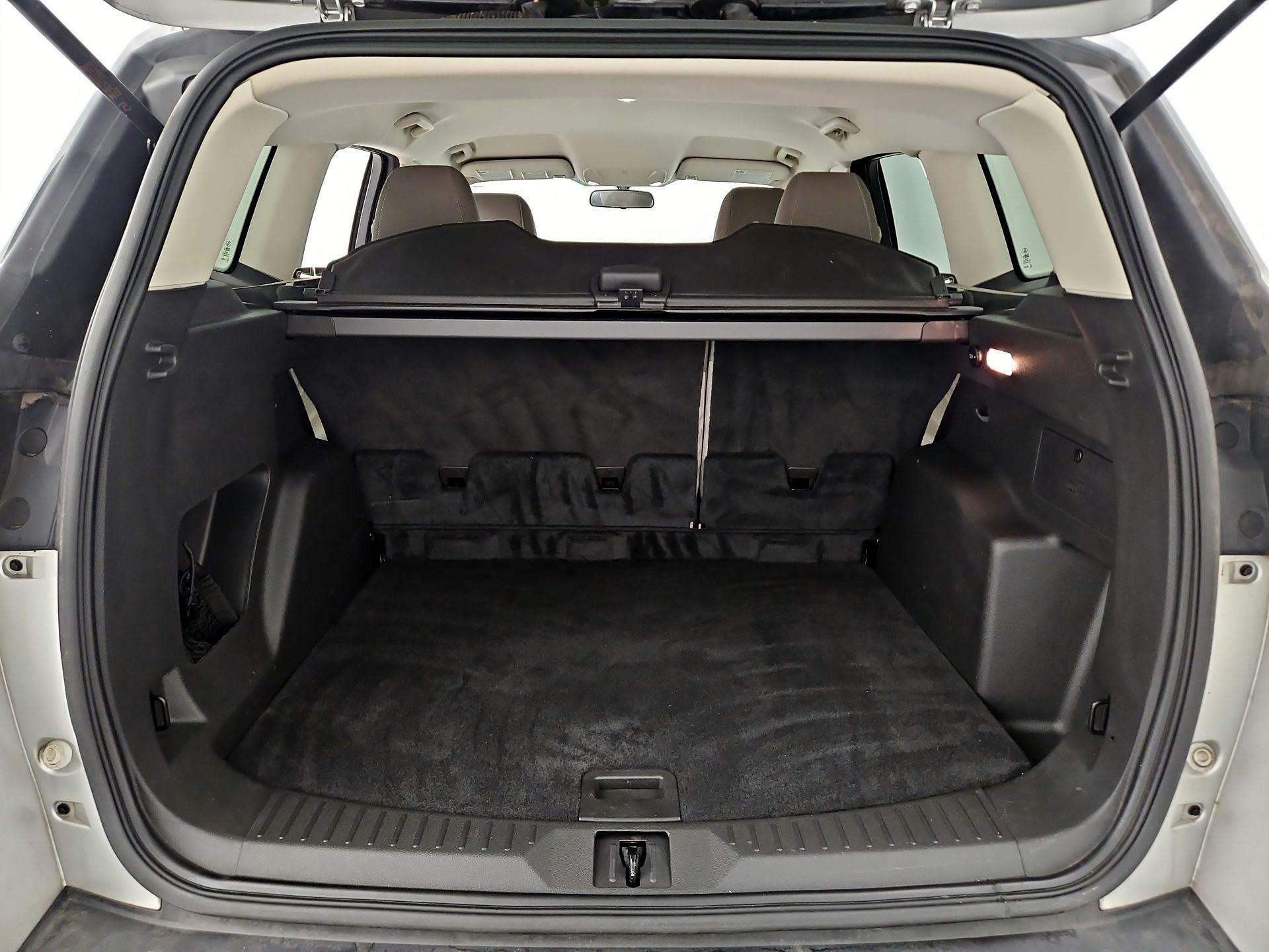 Thumbnail: 2015 Ford Escape - 20