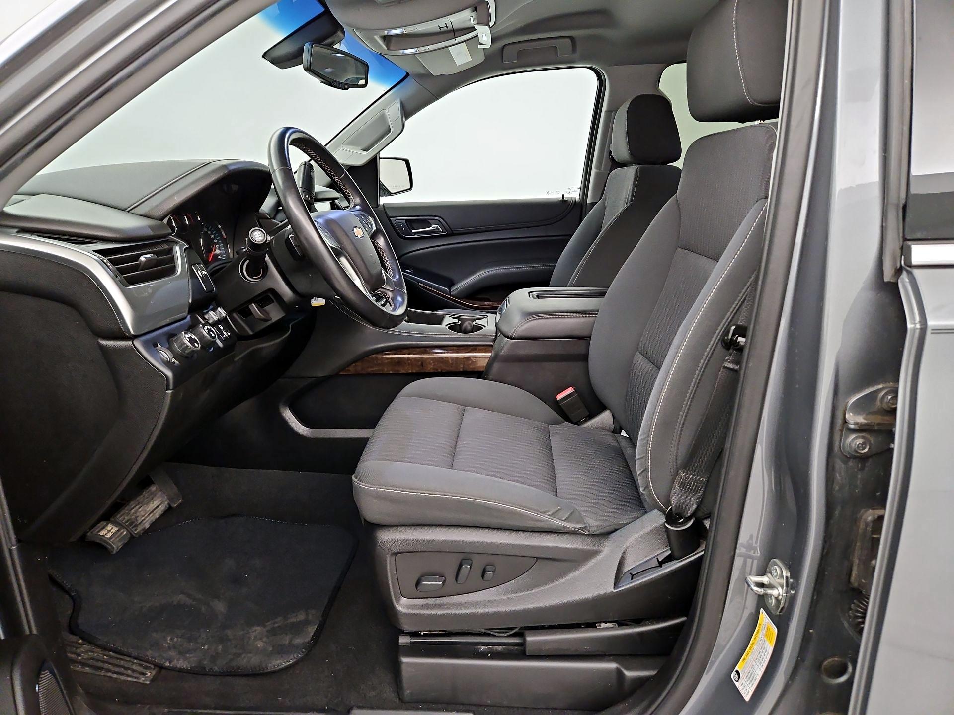 Thumbnail: 2019 Chevrolet Tahoe - 11