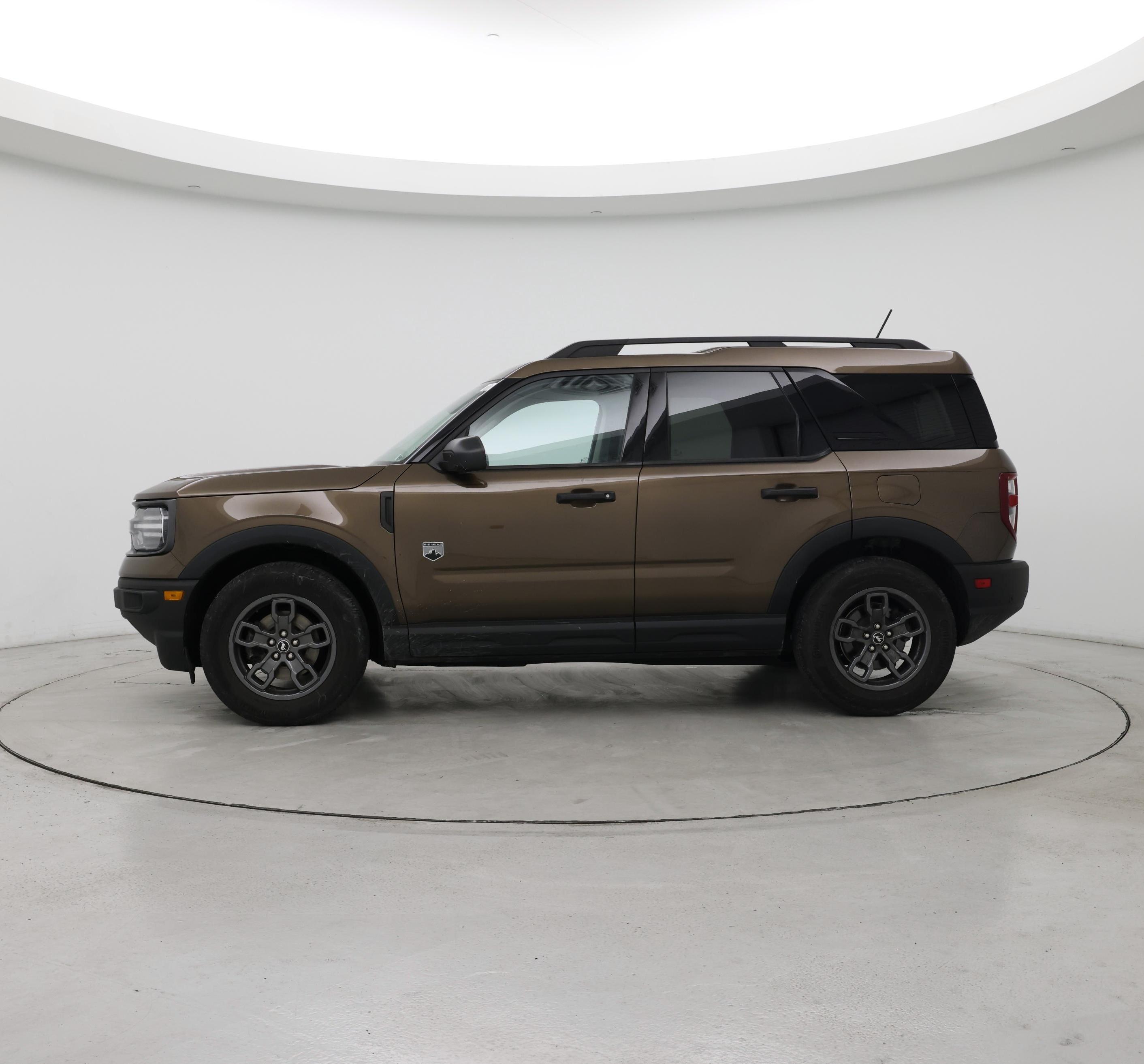 Thumbnail: 2022 Ford Bronco Sport - 3