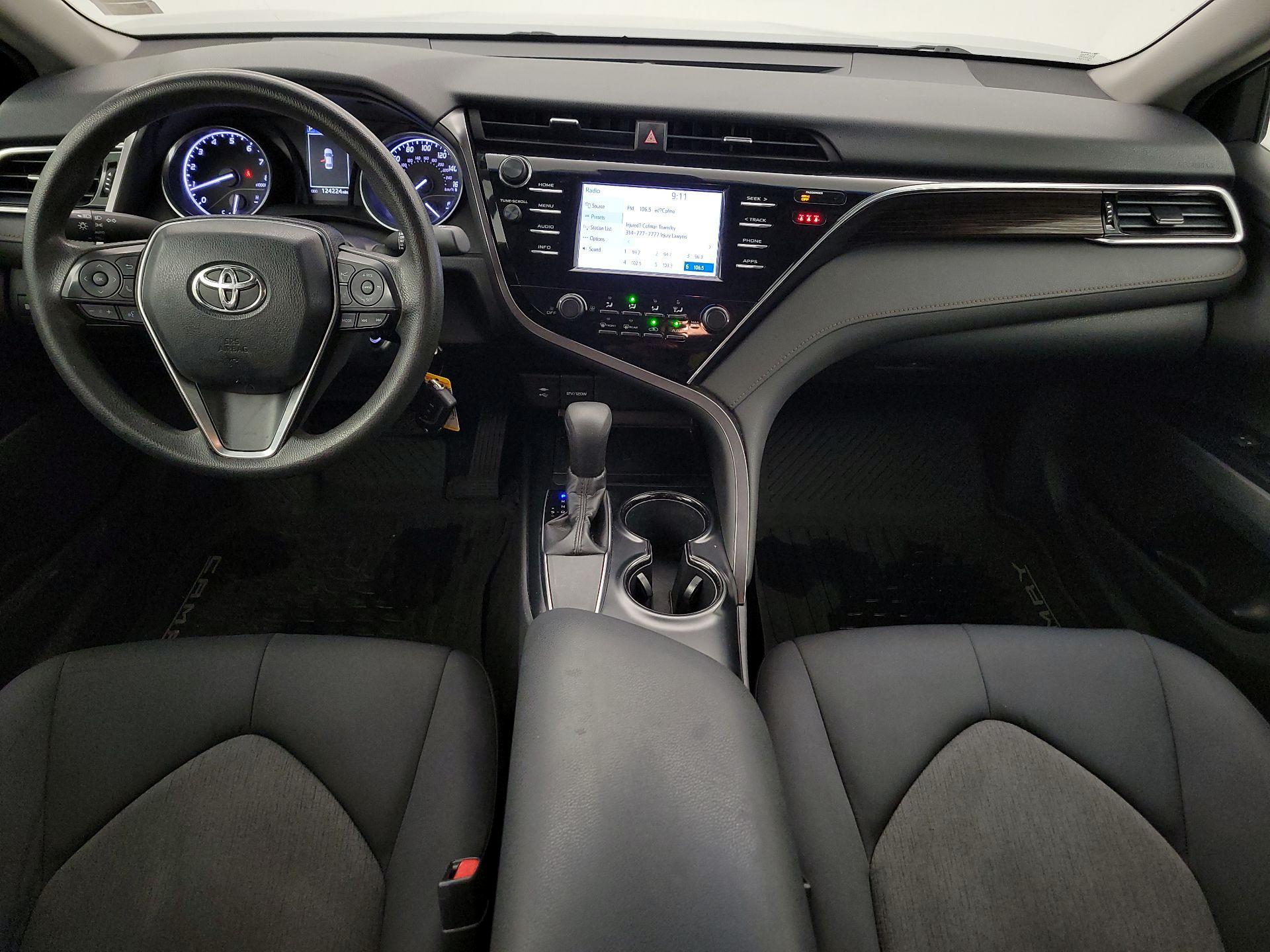 Thumbnail: 2018 Toyota Camry - 9