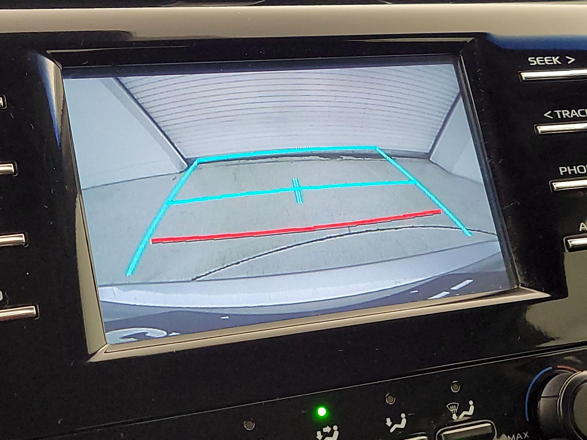 Thumbnail: 2018 Toyota Camry - 14