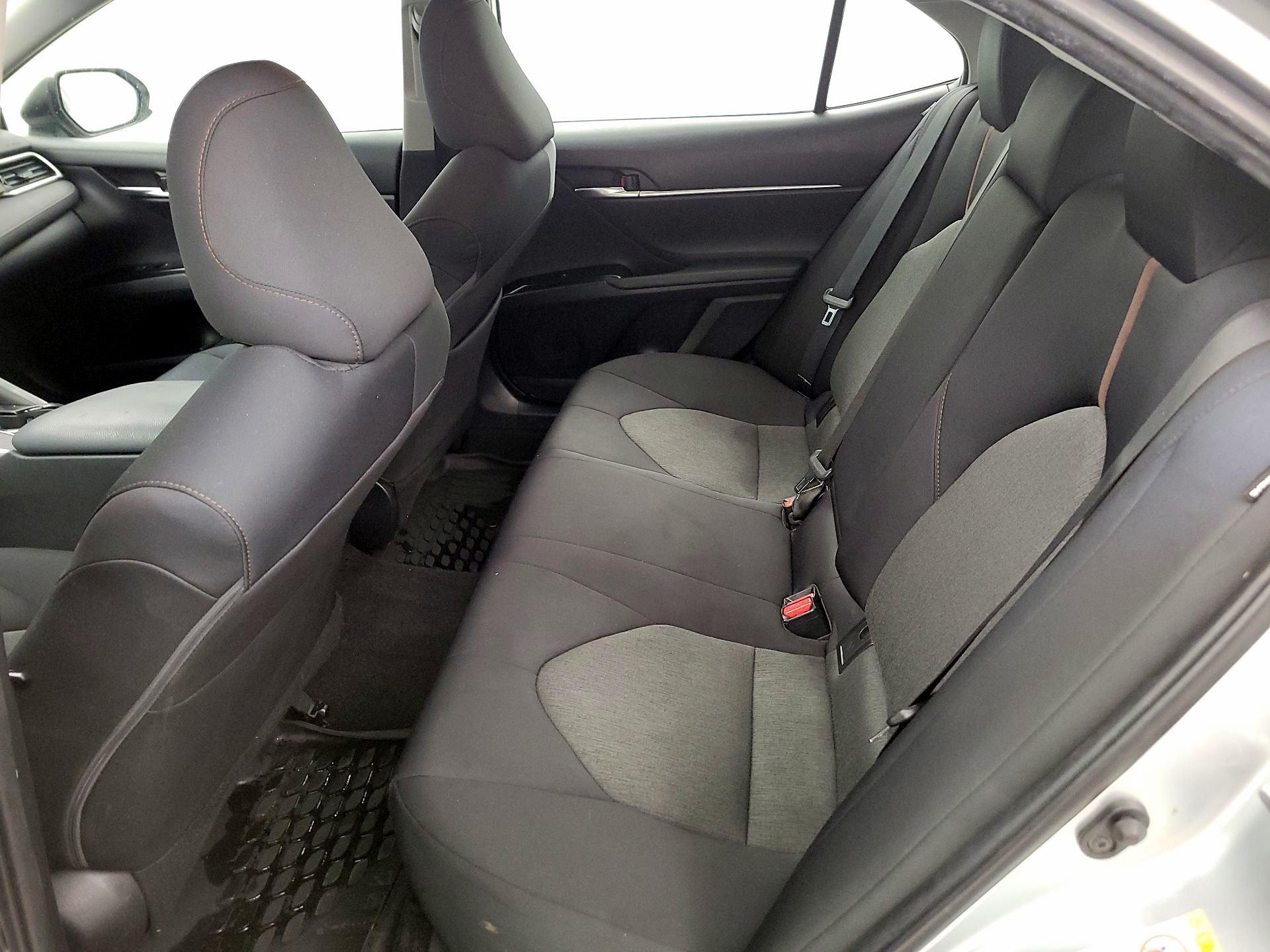 Thumbnail: 2018 Toyota Camry - 19