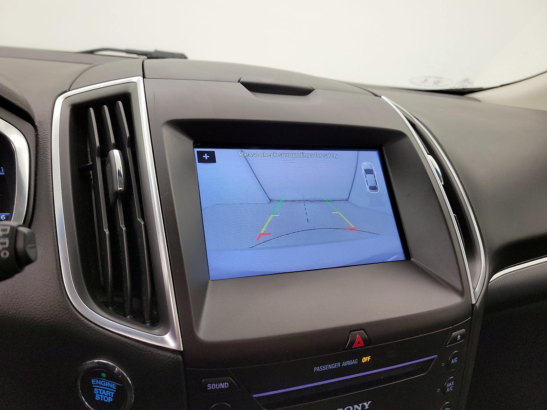 Thumbnail: 2017 Ford Edge - 15