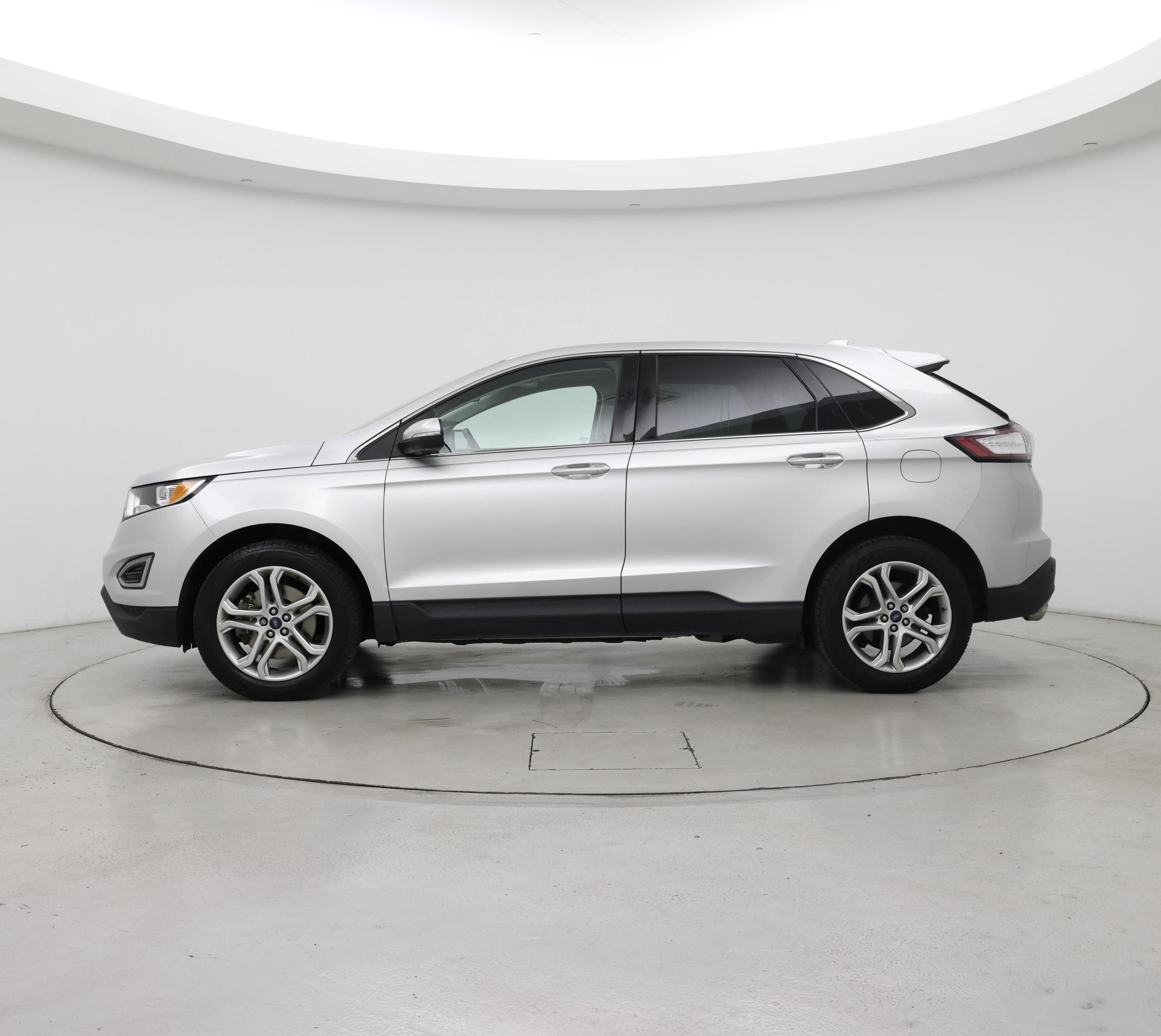 Thumbnail: 2017 Ford Edge - 3