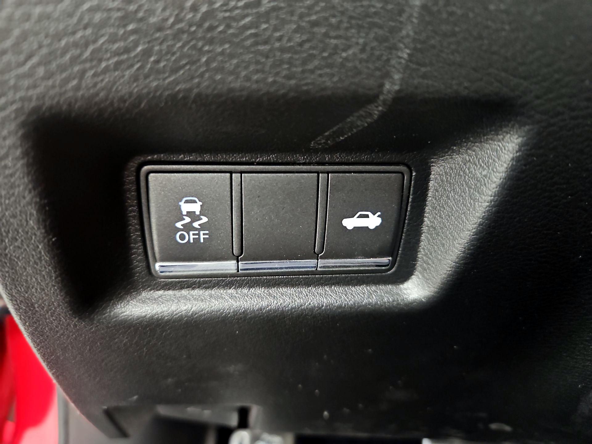 Thumbnail: 2018 INFINITI  - 13