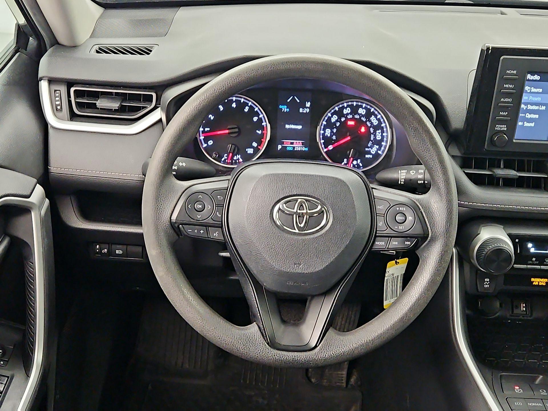 Thumbnail: 2019 Toyota RAV4 - 10
