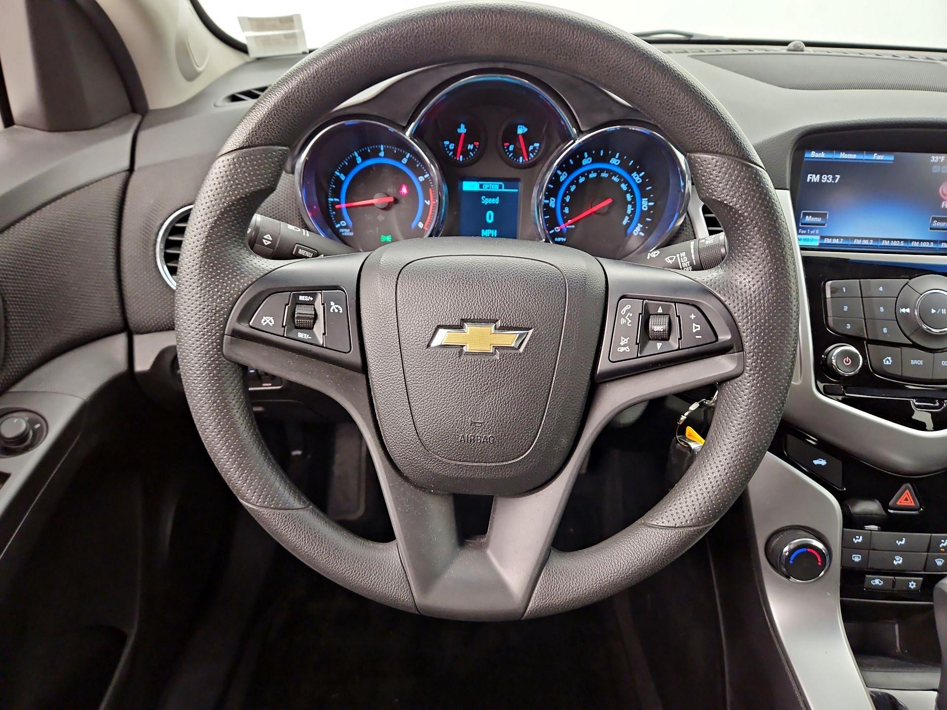 Thumbnail: 2015 Chevrolet Cruze - 10