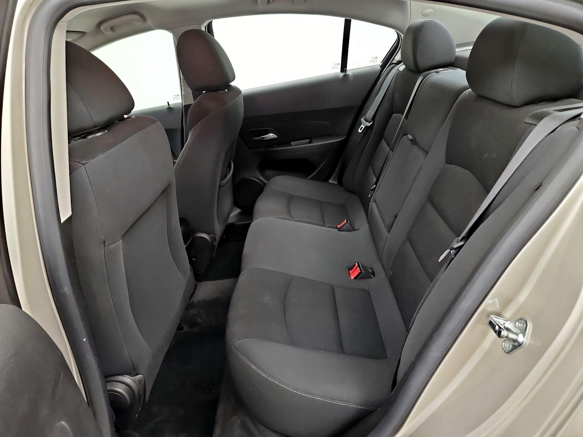 Thumbnail: 2015 Chevrolet Cruze - 19