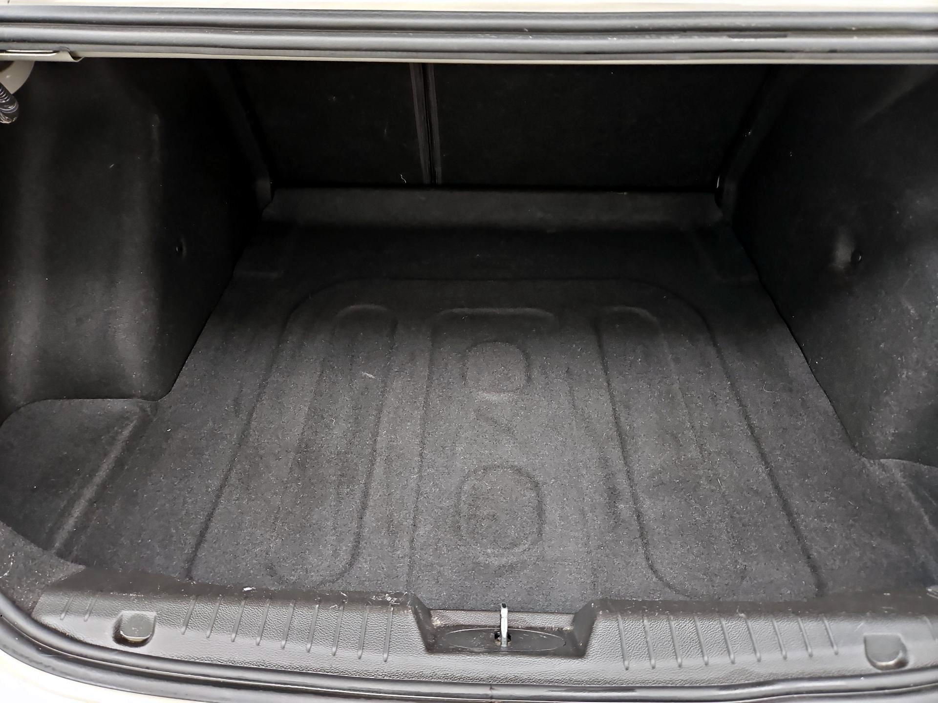 Thumbnail: 2015 Chevrolet Cruze - 20