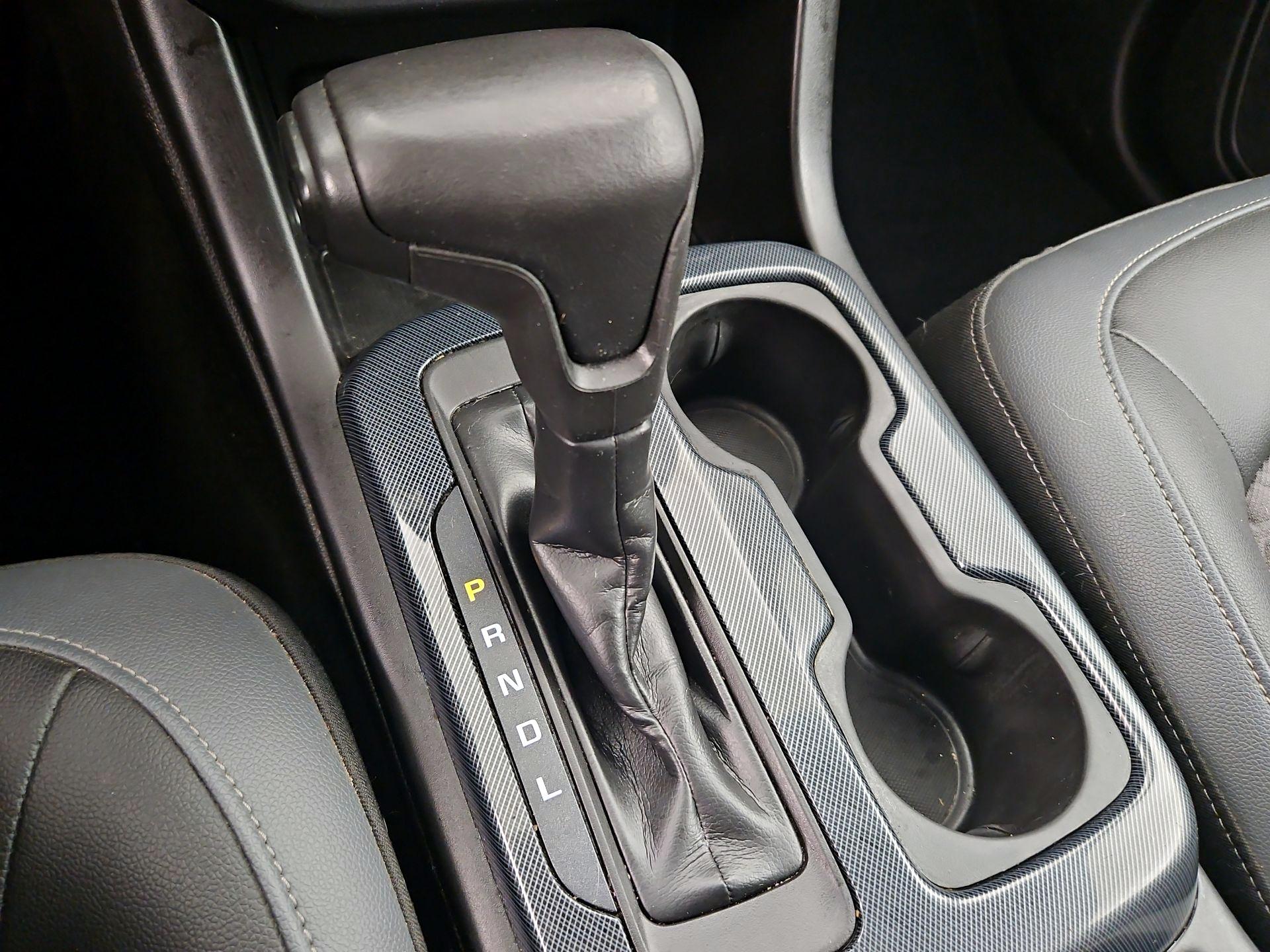 Thumbnail: 2017 Chevrolet Colorado - 17