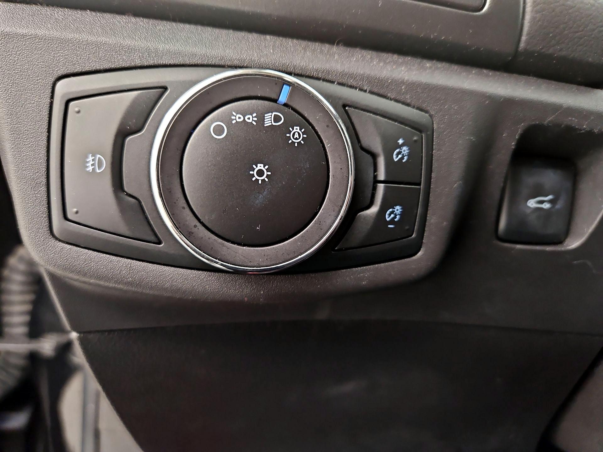 Thumbnail: 2014 Ford Fusion - 13