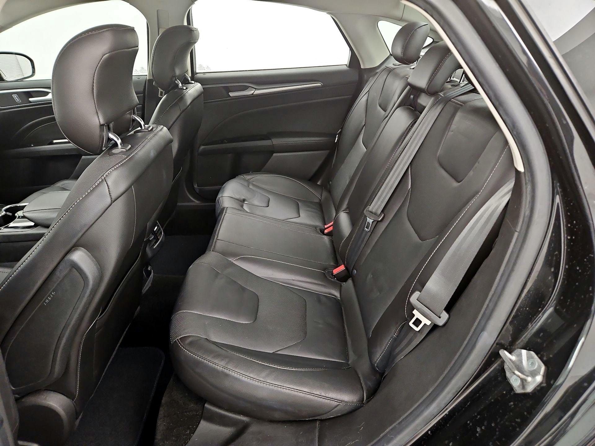 Thumbnail: 2014 Ford Fusion - 18