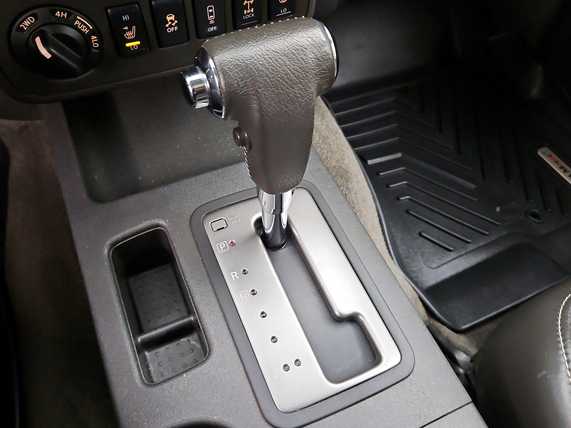 Thumbnail: 2016 Nissan Frontier - 18