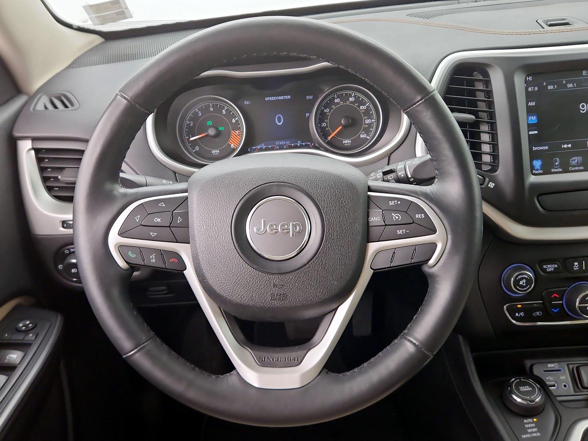 Thumbnail: 2015 Jeep Cherokee - 10