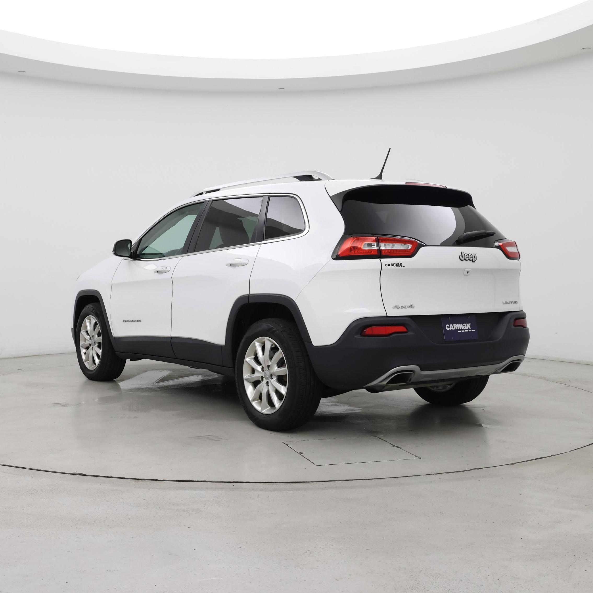 Thumbnail: 2015 Jeep Cherokee - 2