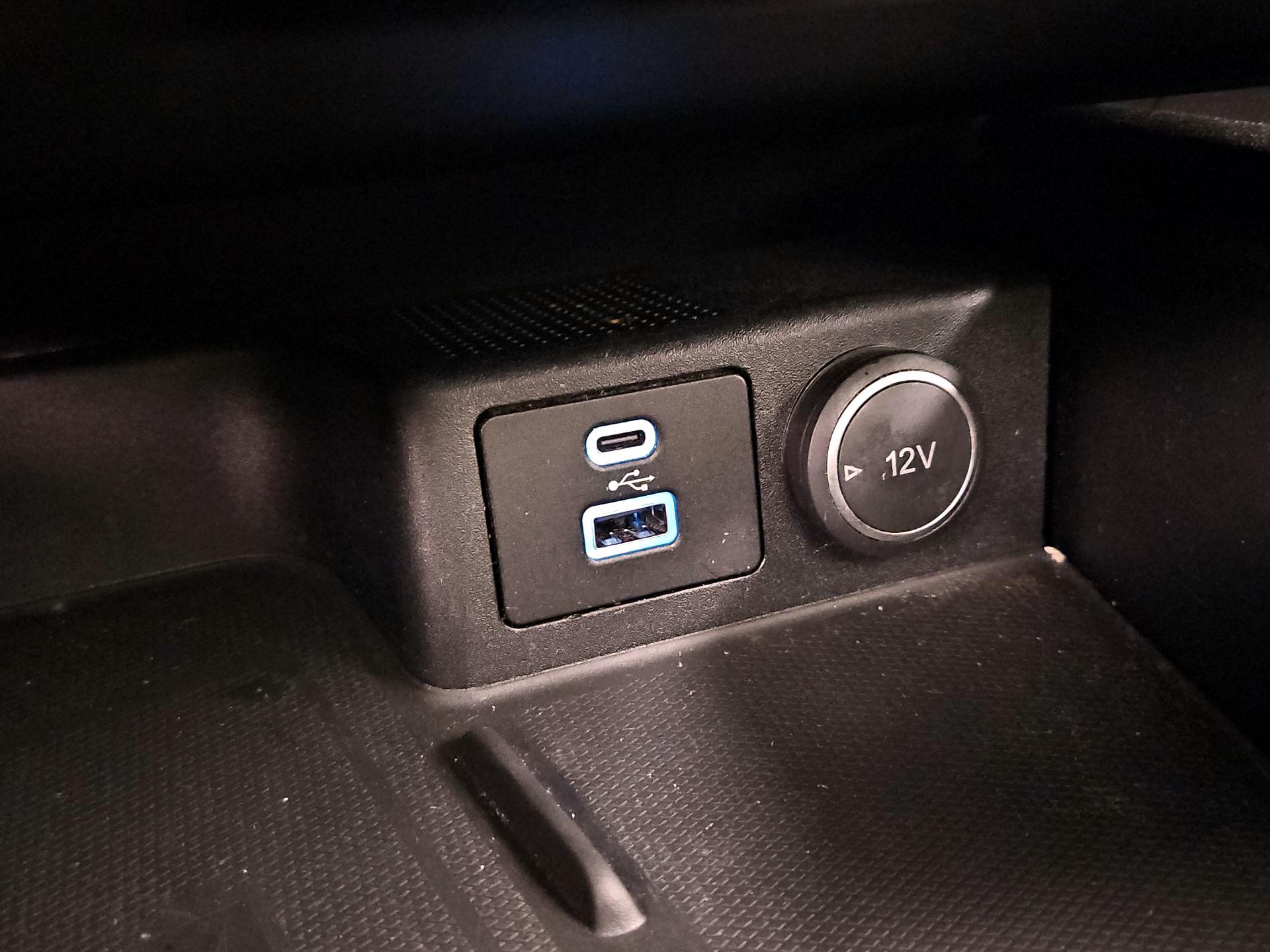 Thumbnail: 2021 Ford Escape - 19