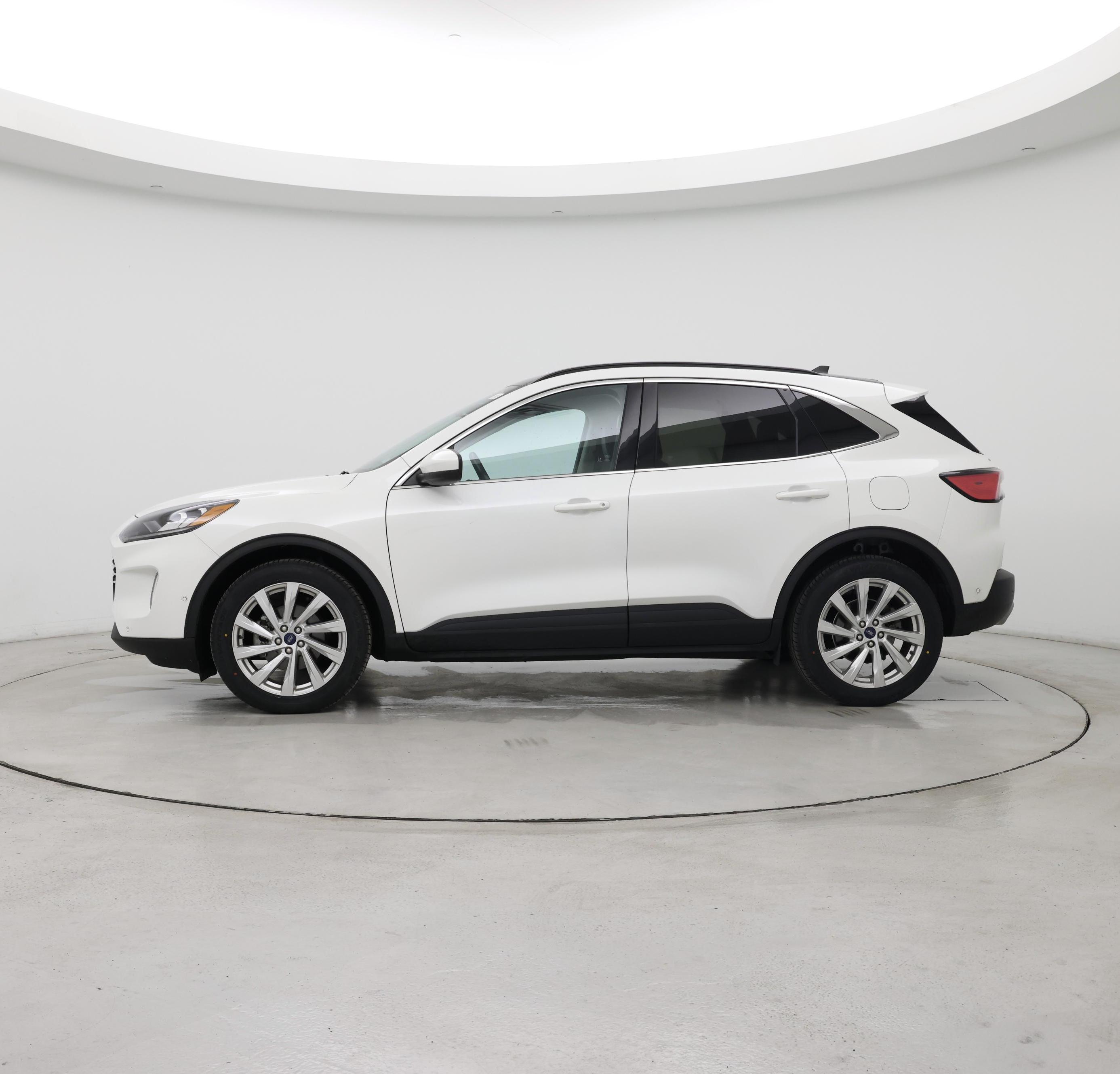 Thumbnail: 2021 Ford Escape - 3