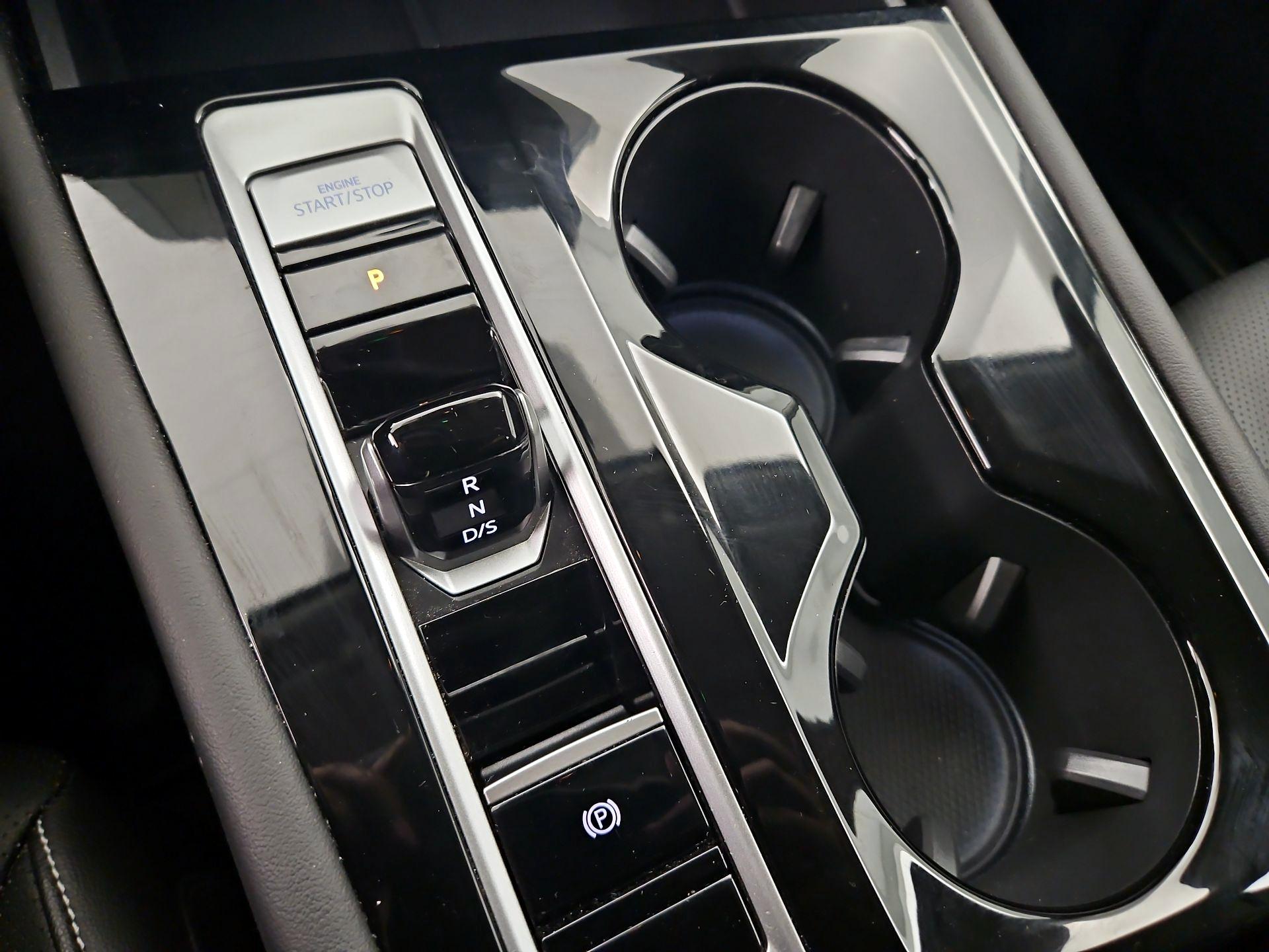 Thumbnail: 2024 Volkswagen Atlas - 17