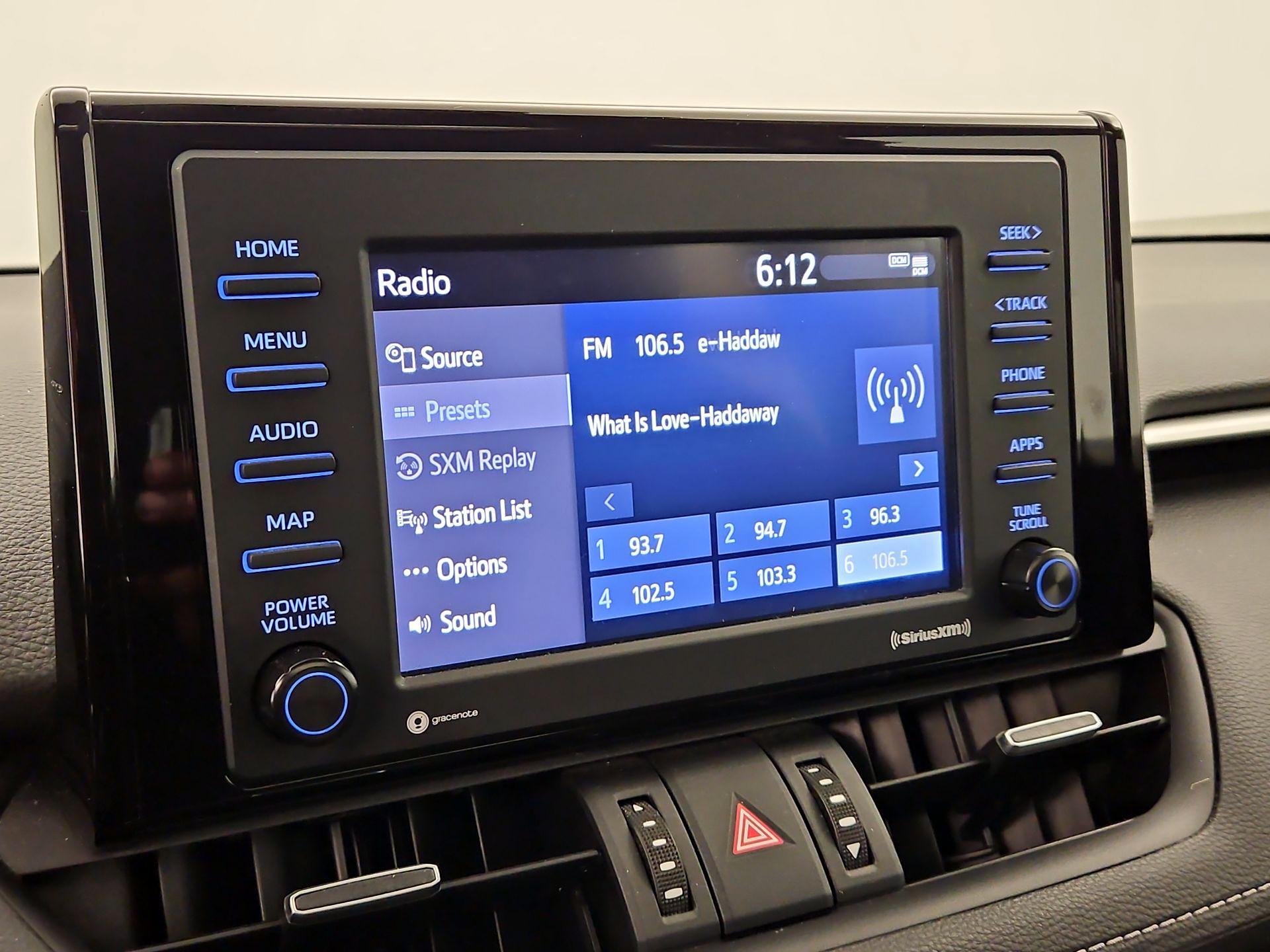 Thumbnail: 2022 Toyota RAV4 - 15