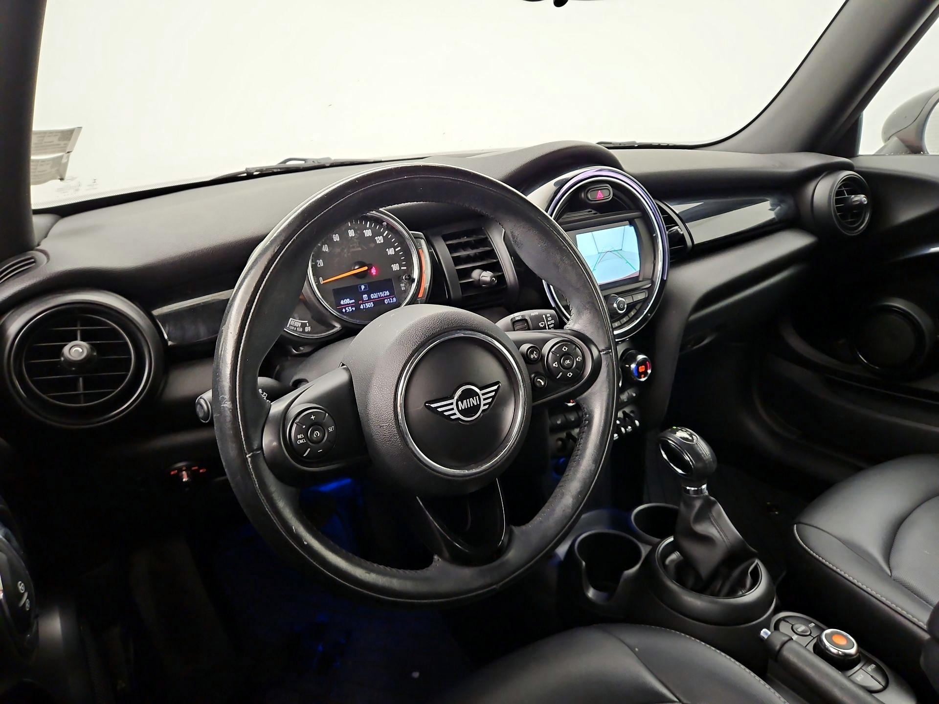 Thumbnail: 2019 MINI Cooper - 9