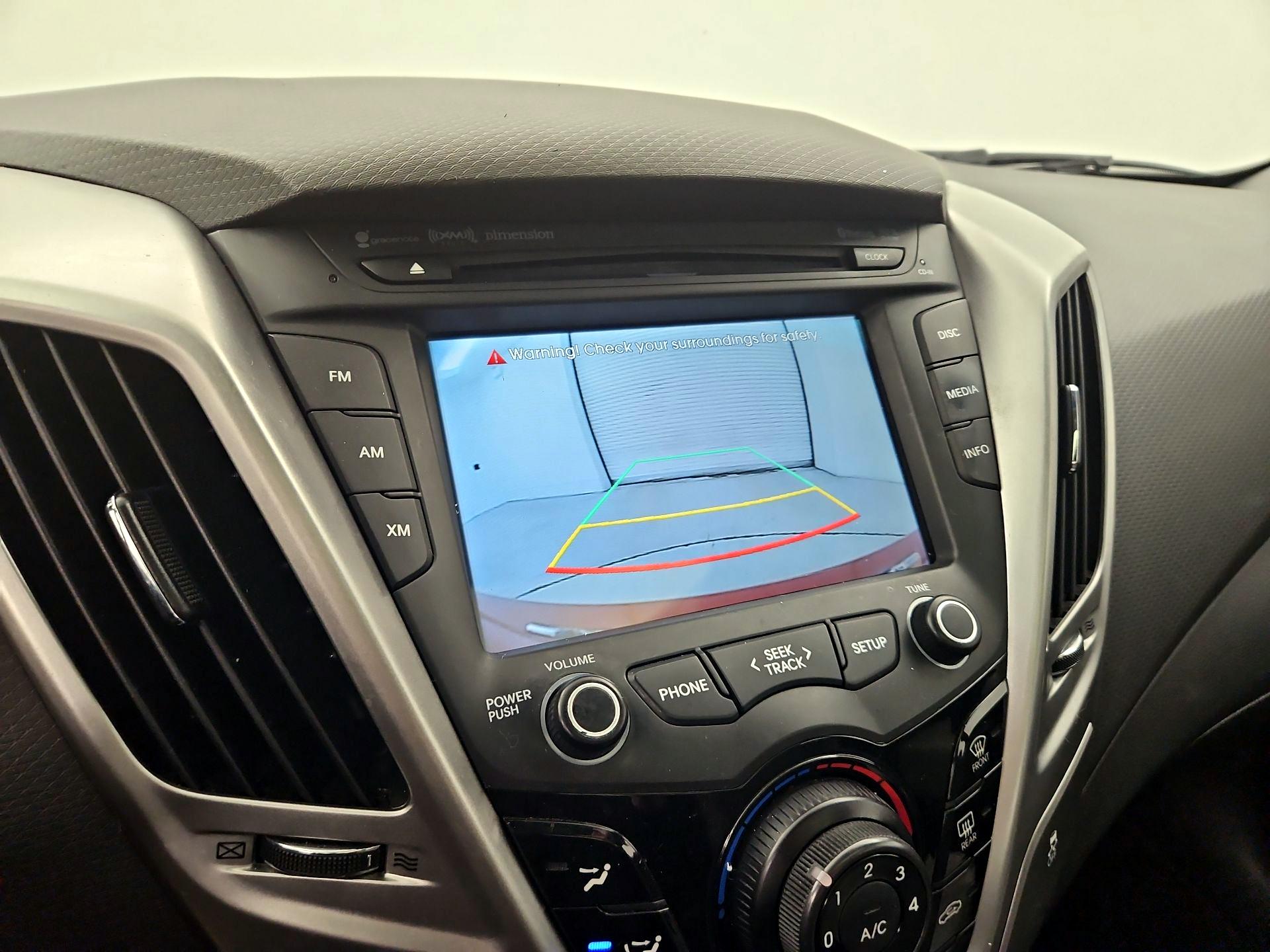 Thumbnail: 2014 Hyundai Veloster - 14