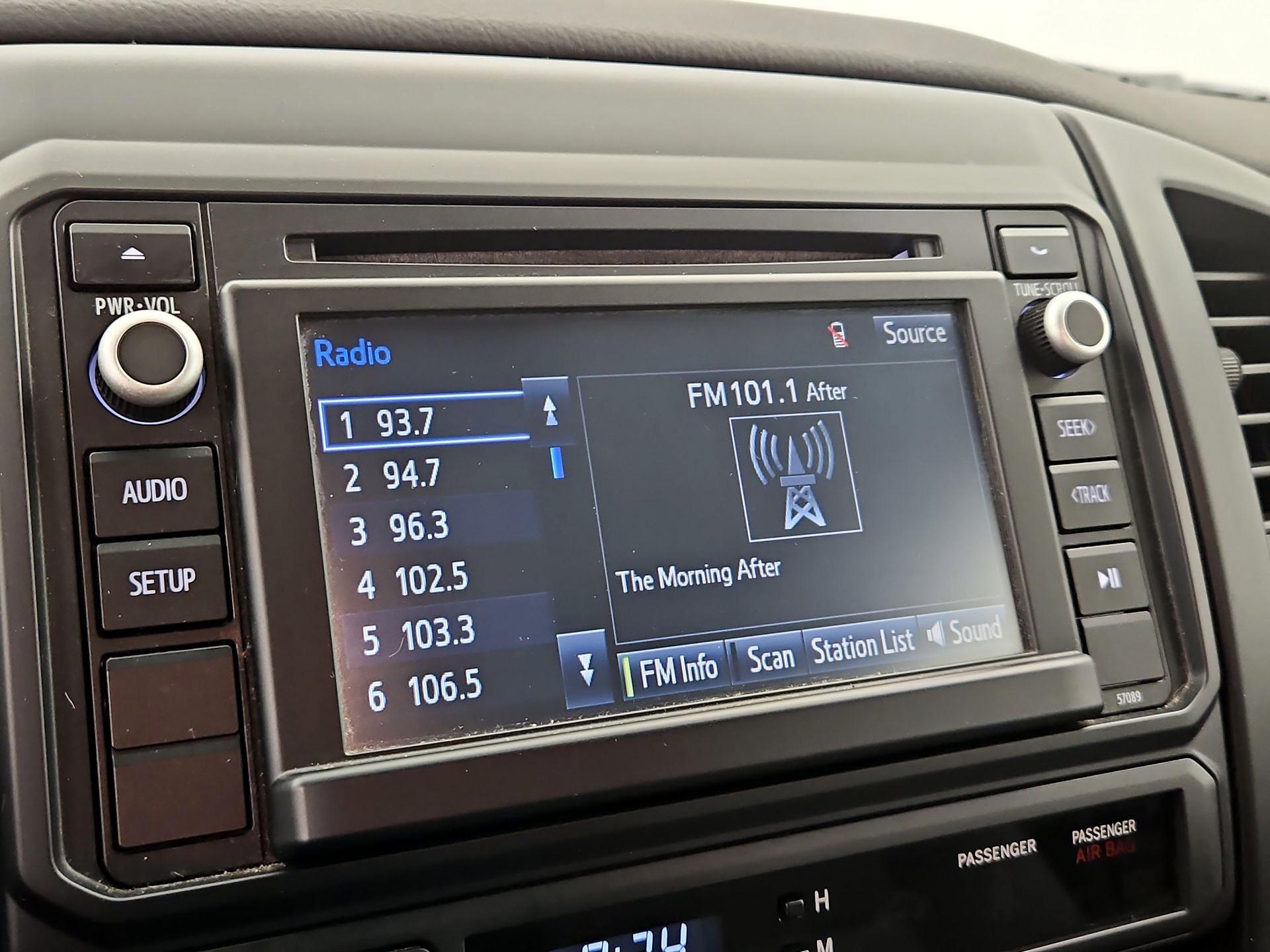 Thumbnail: 2014 Toyota Tacoma - 14