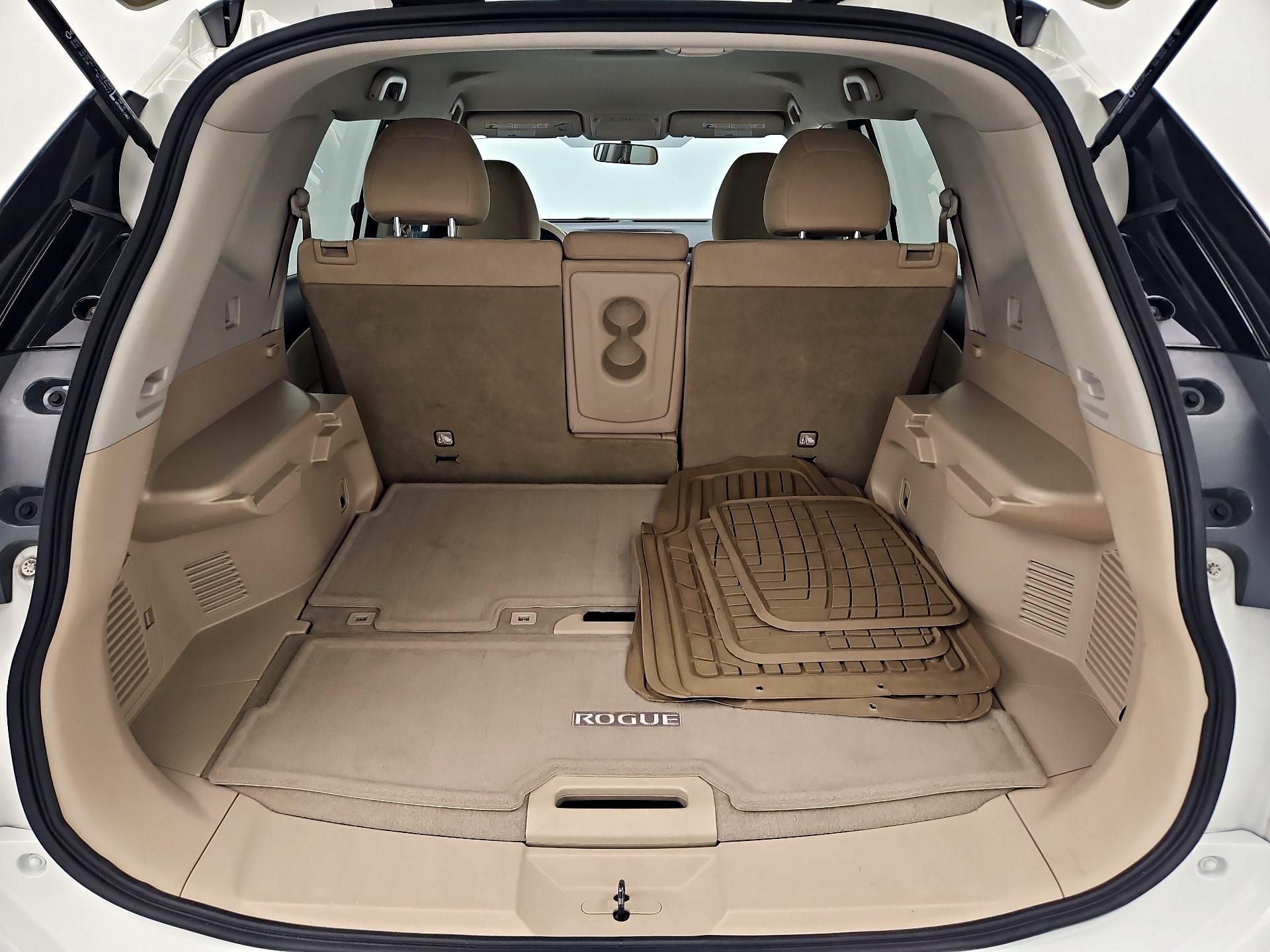 Thumbnail: 2015 Nissan Rogue - 20