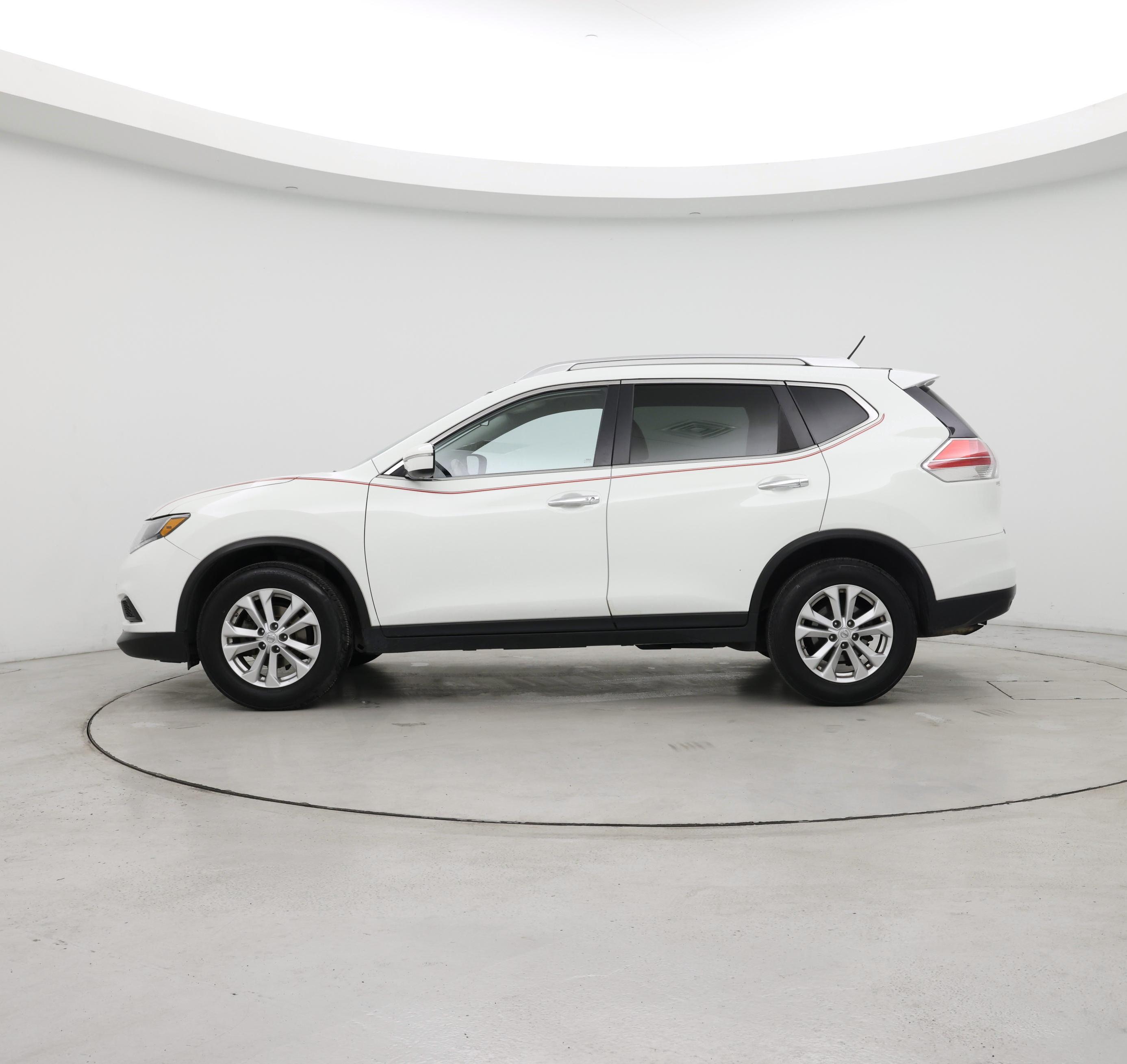 Thumbnail: 2015 Nissan Rogue - 3